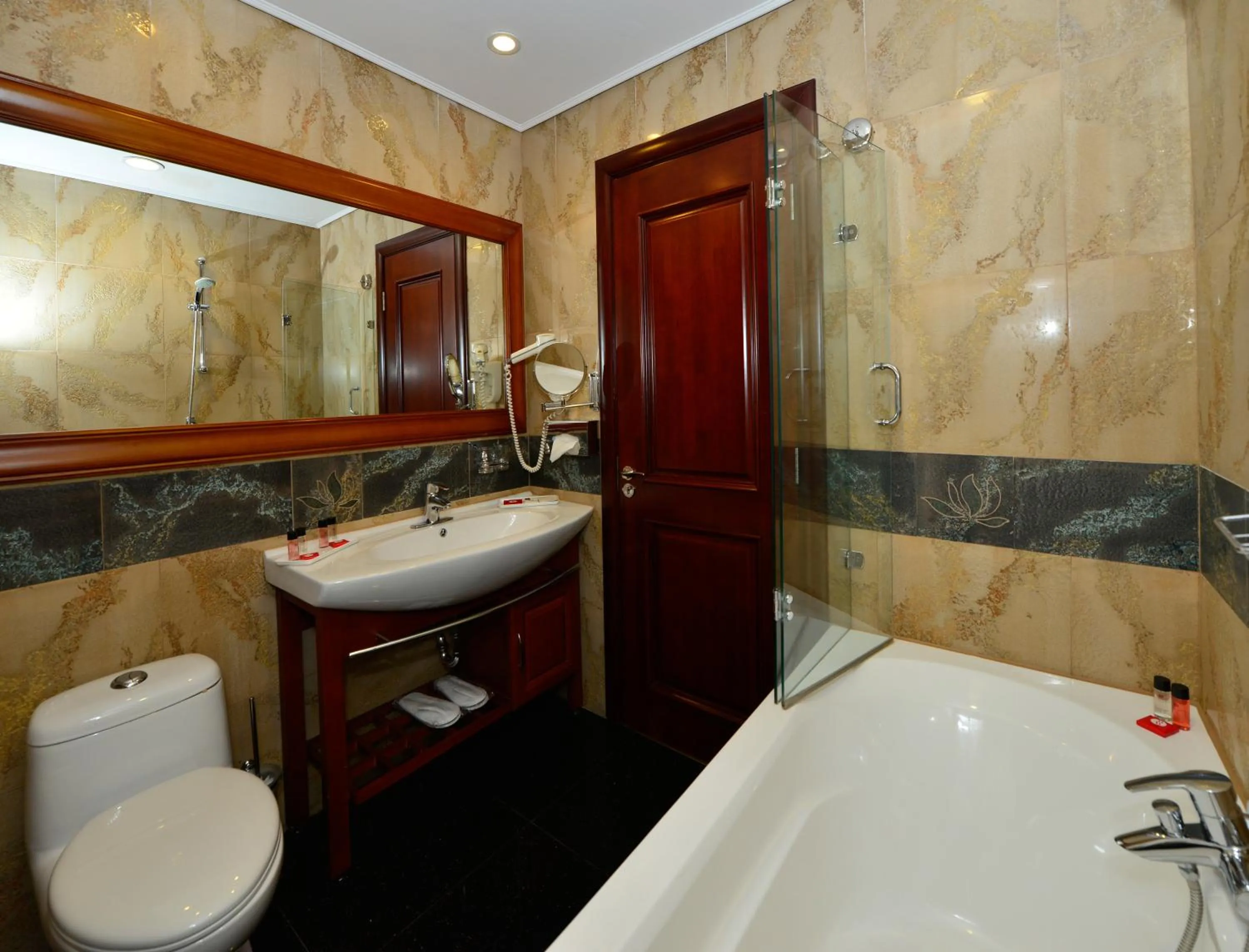 Bathroom in Hotel HP Tower One Brasov
