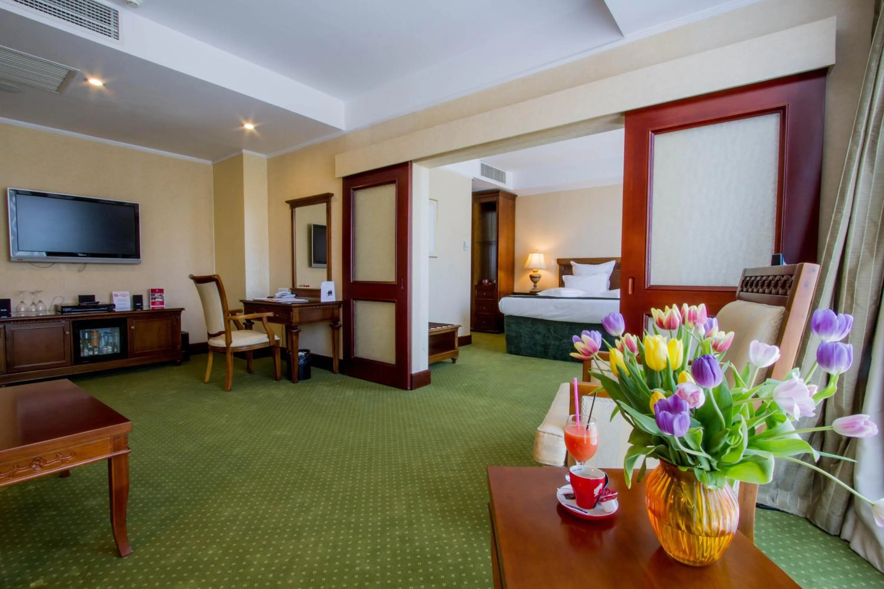 Photo of the whole room in Hotel HP Tower One Brasov