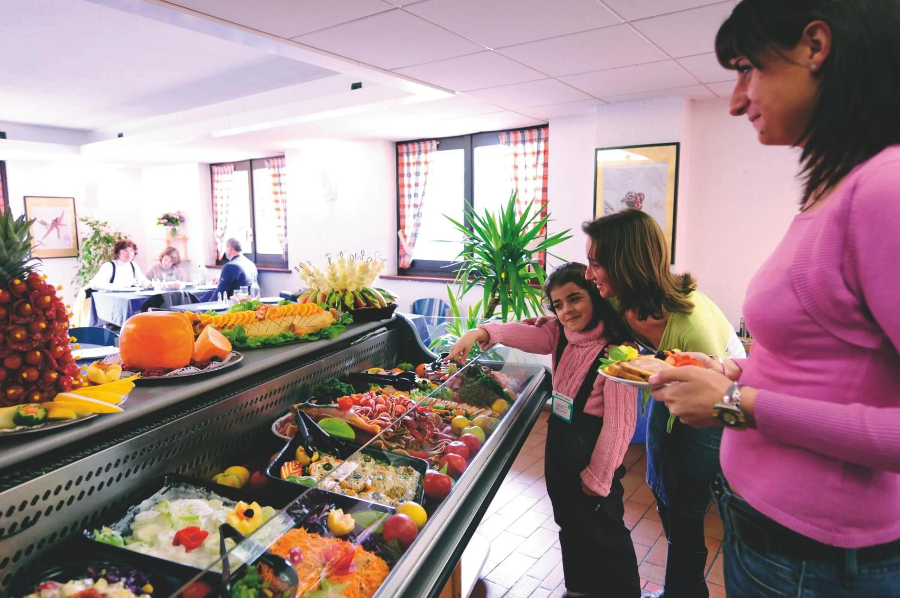 Restaurant/places to eat in VTF Les Econtres