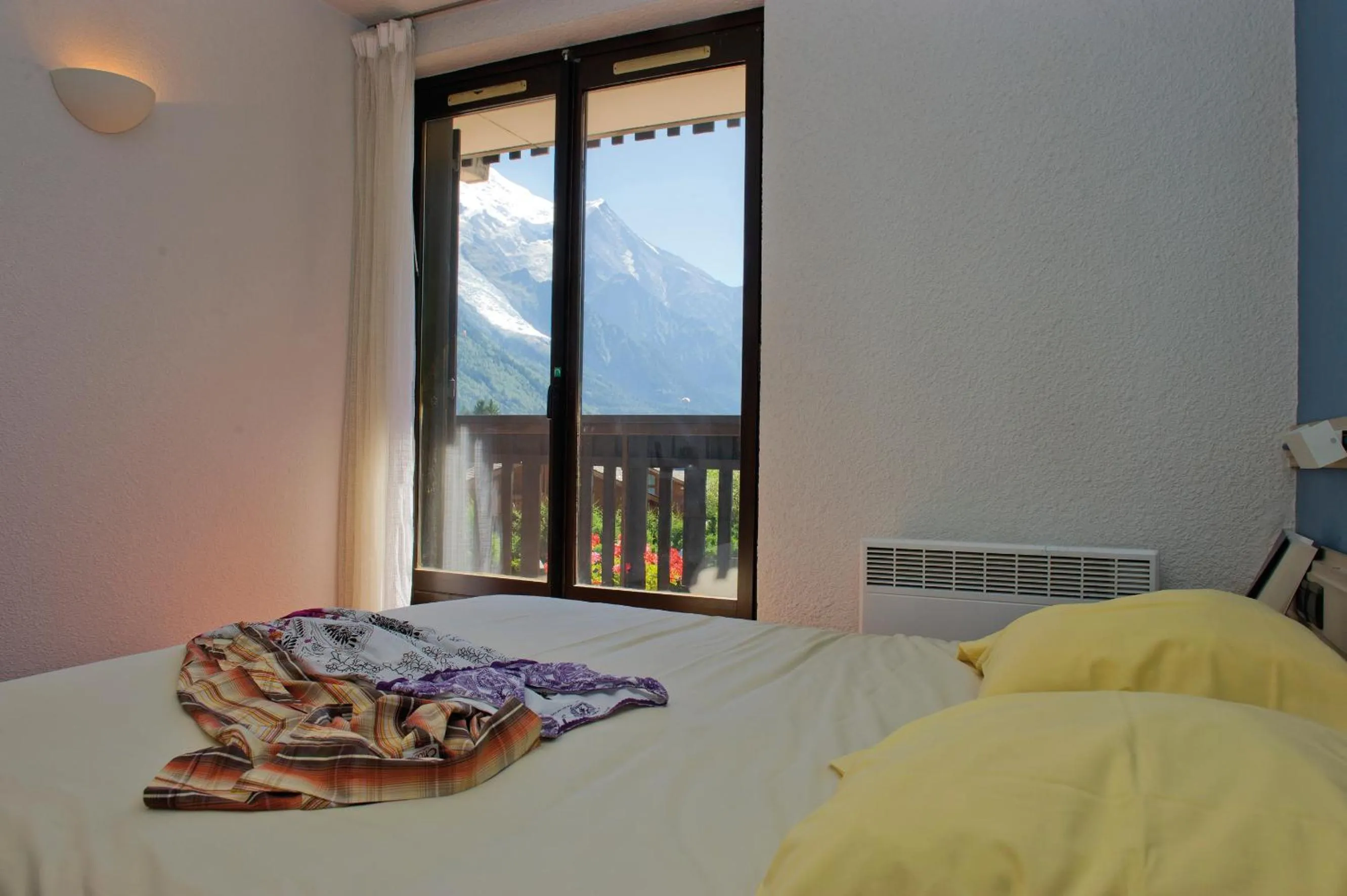 Bedroom, Bed in VTF Les Econtres