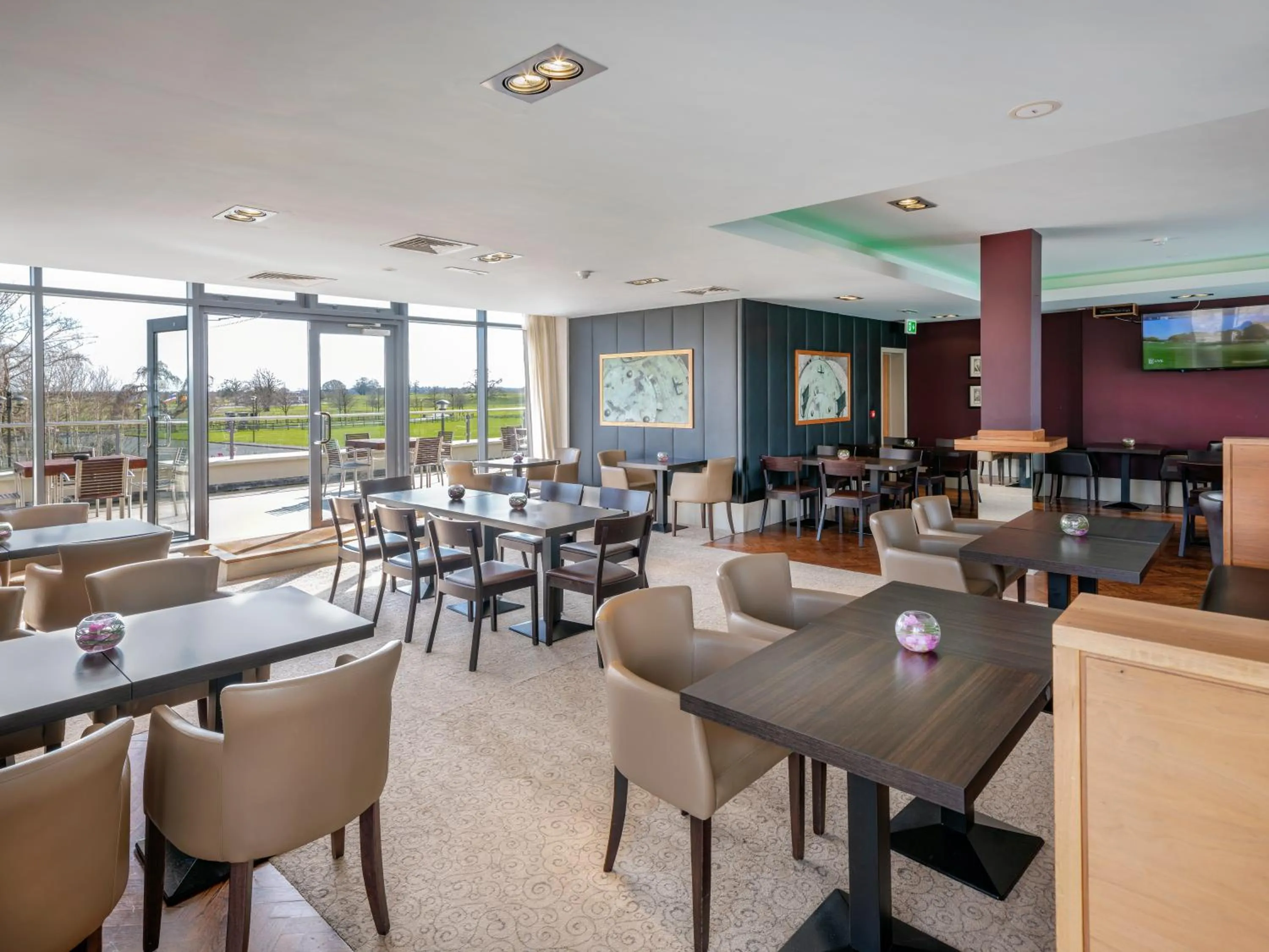 Restaurant/places to eat in Moyvalley Hotel & Golf Resort