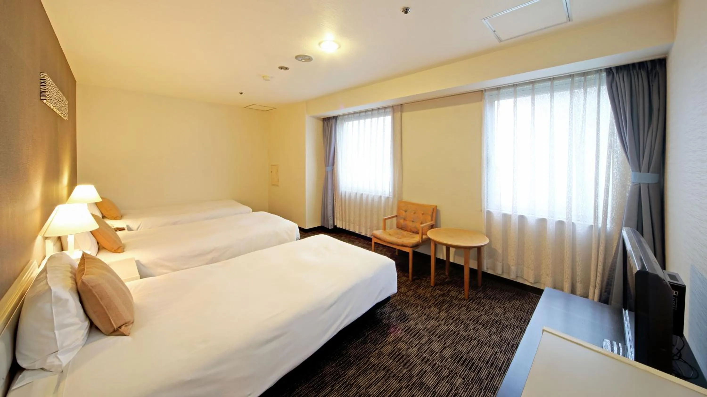 Bedroom, Bed in Asahikawa Toyo Hotel