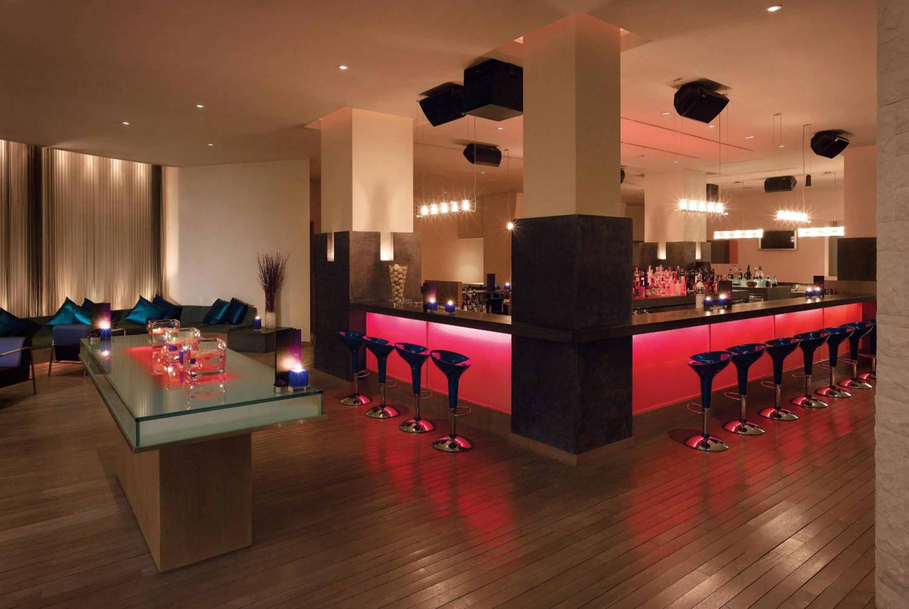 Lounge or bar in Grand Hyatt Incheon