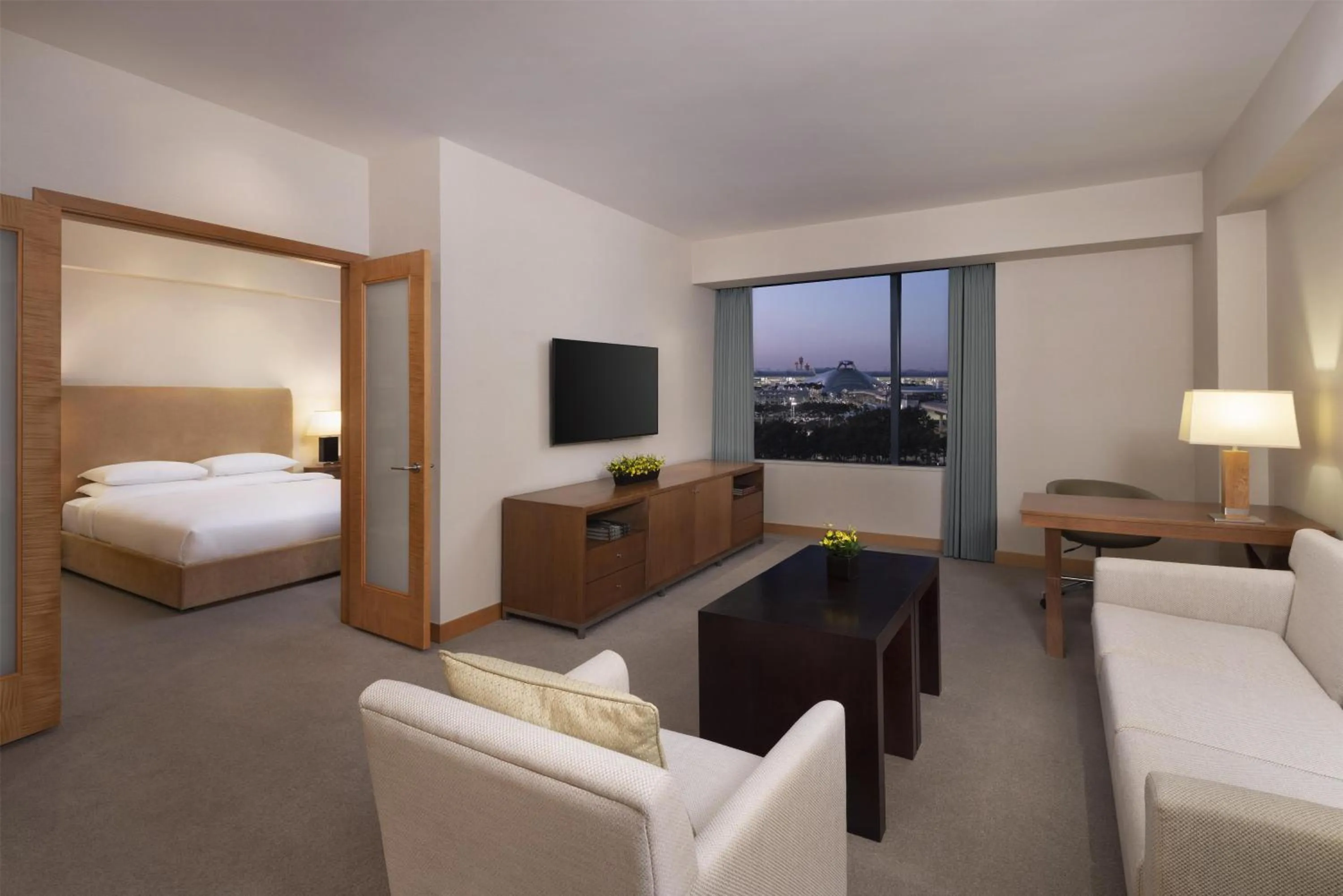 Photo of the whole room, Bed in Grand Hyatt Incheon