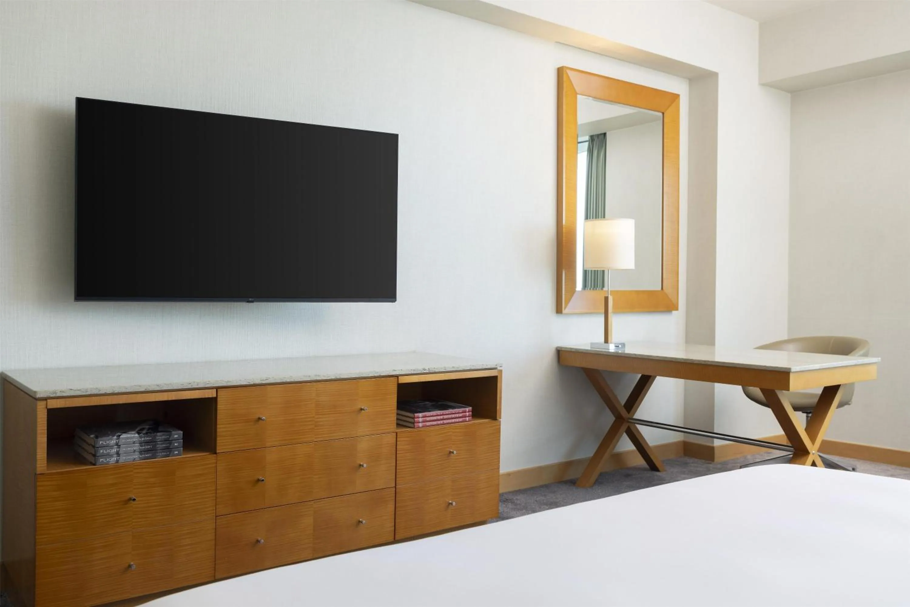 Bedroom, Bed in Grand Hyatt Incheon