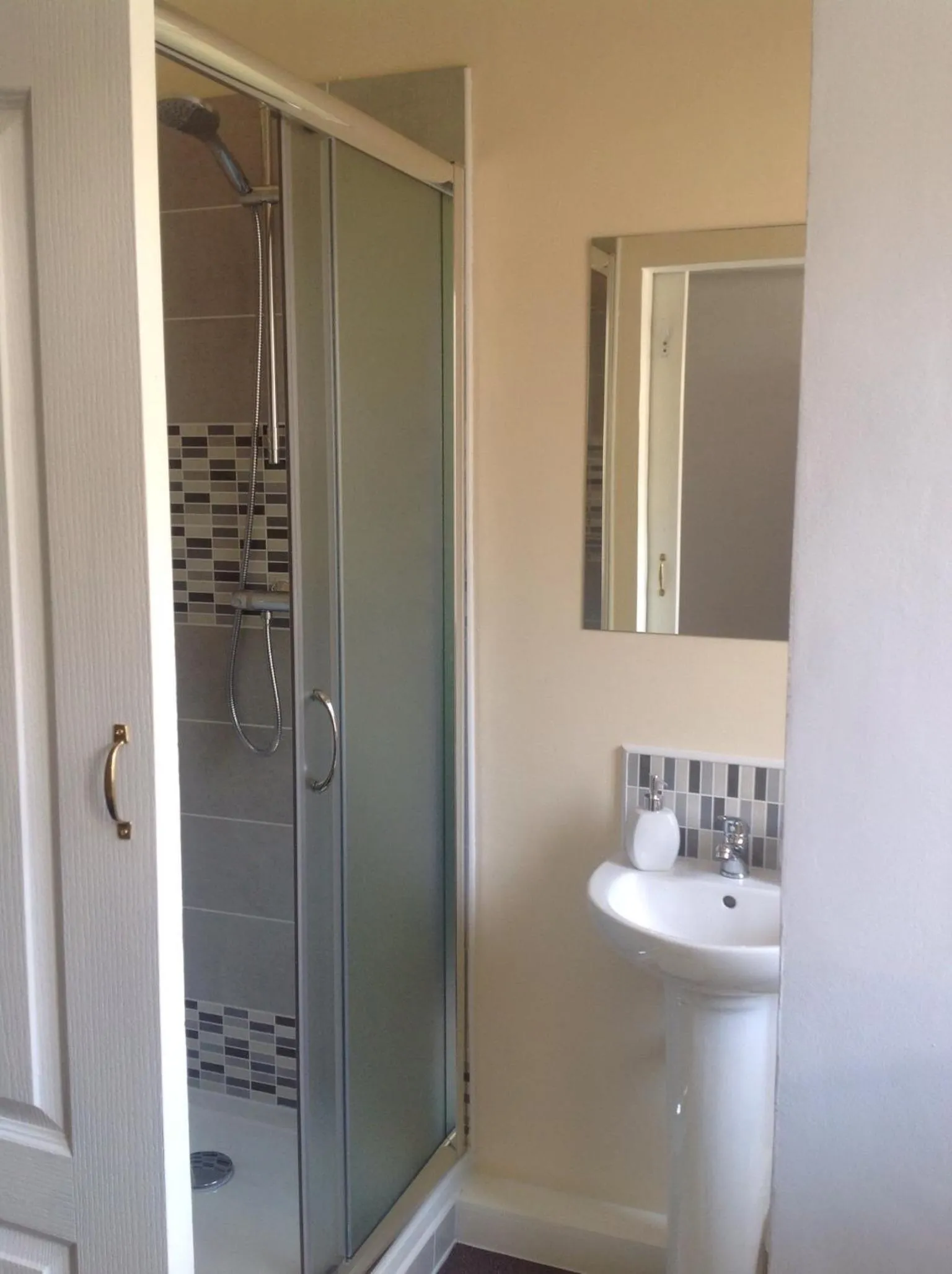 Bathroom in Pensione Bianca