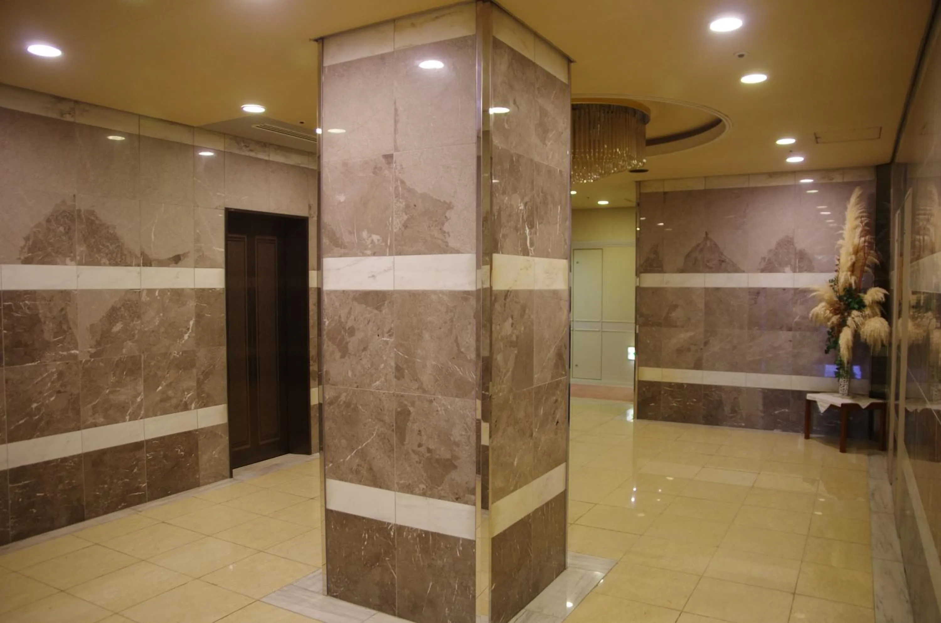 Decorative detail in Gifu Castle Inn