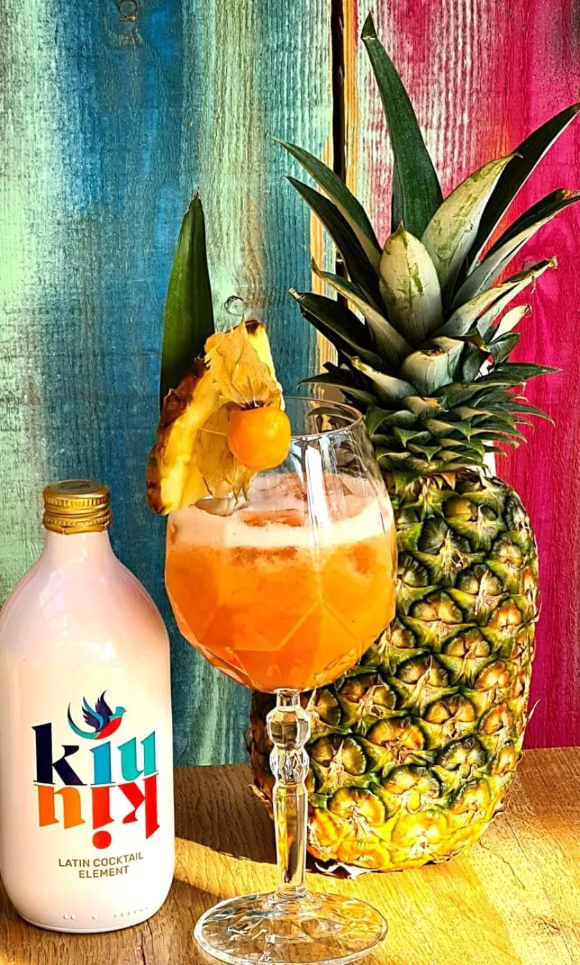 Food and drinks in feels Beach Club Hotel