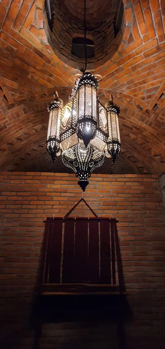 Communal lounge/ TV room in VillaHermosa B&B