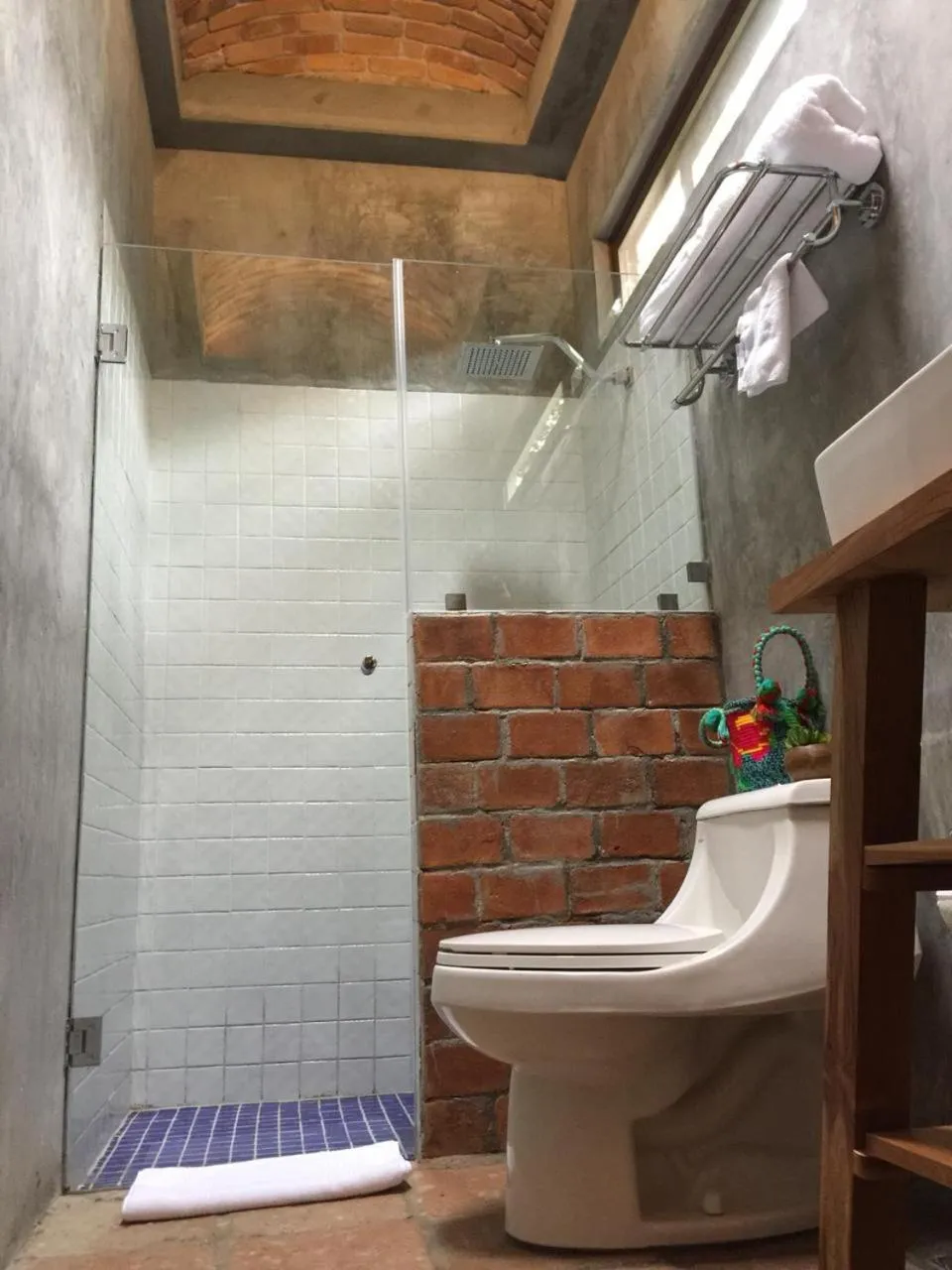 Bathroom in VillaHermosa B&B