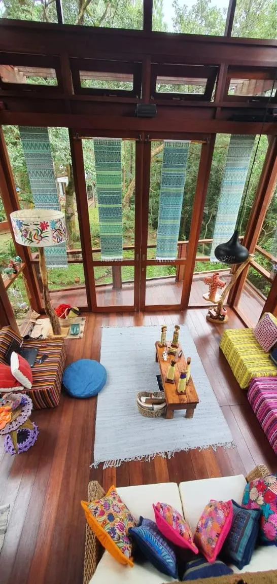 Living room in VillaHermosa B&B