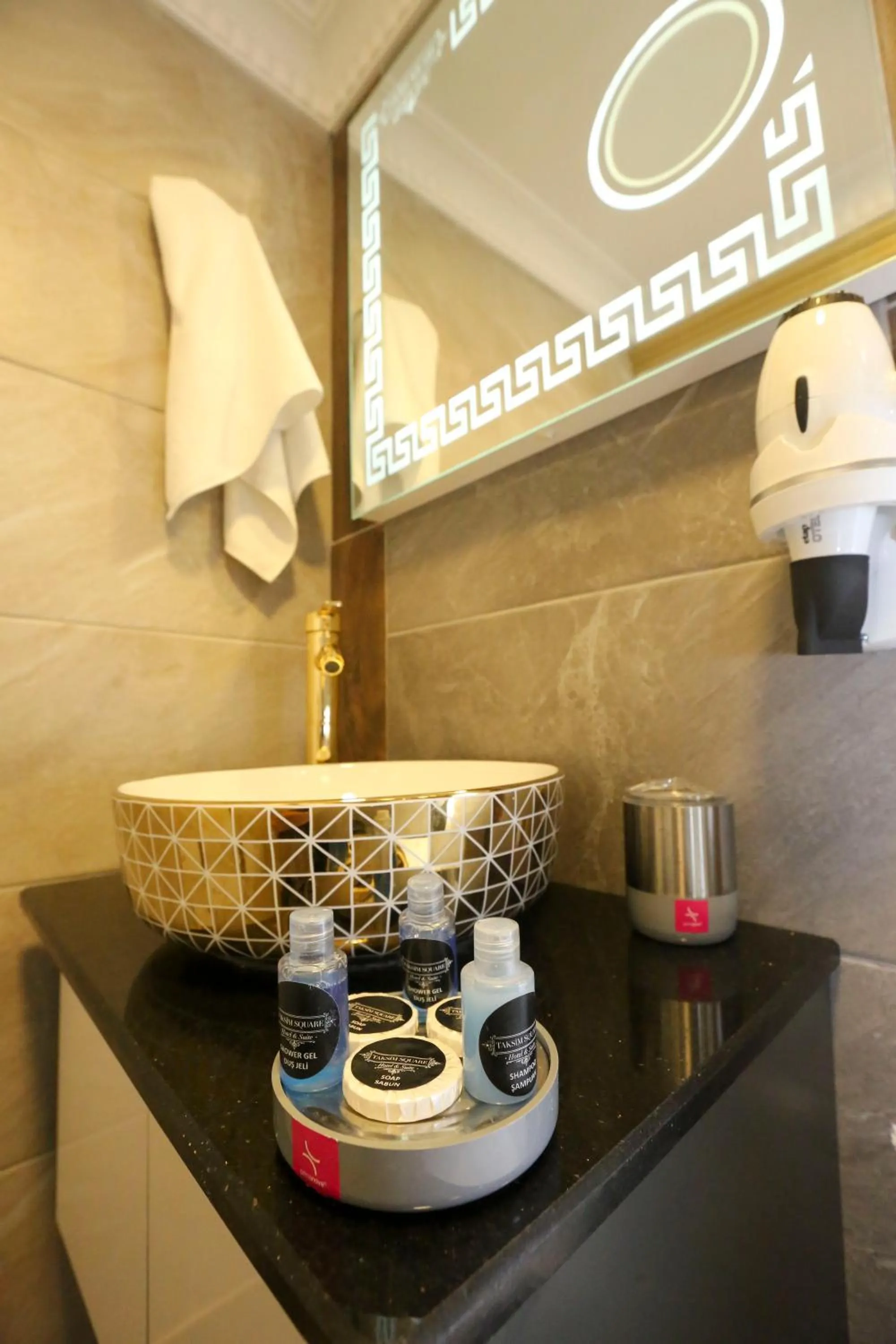 Toilet in Grand Moon Hotel Suites