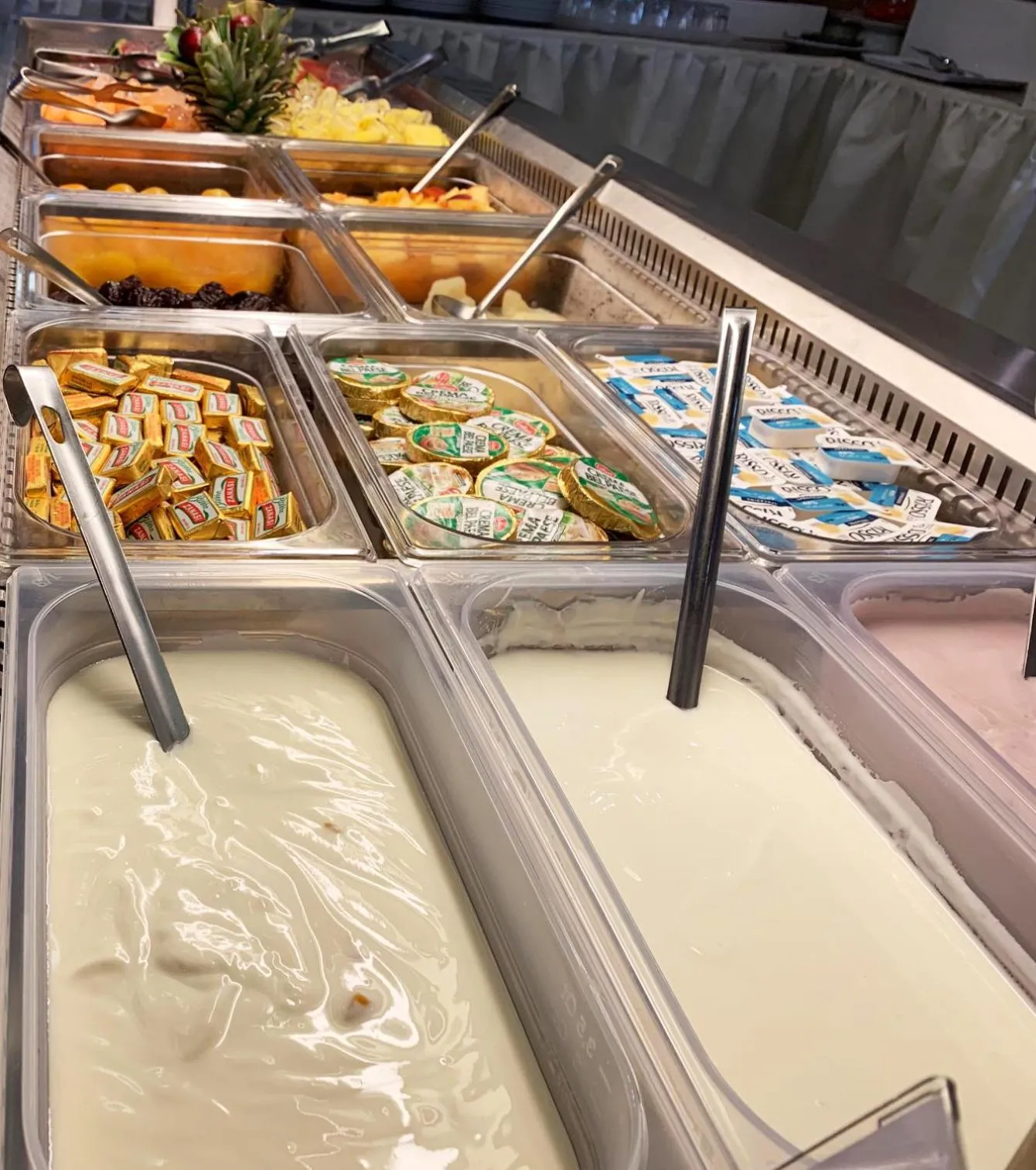 Food and drinks in Hotel Edelweiss