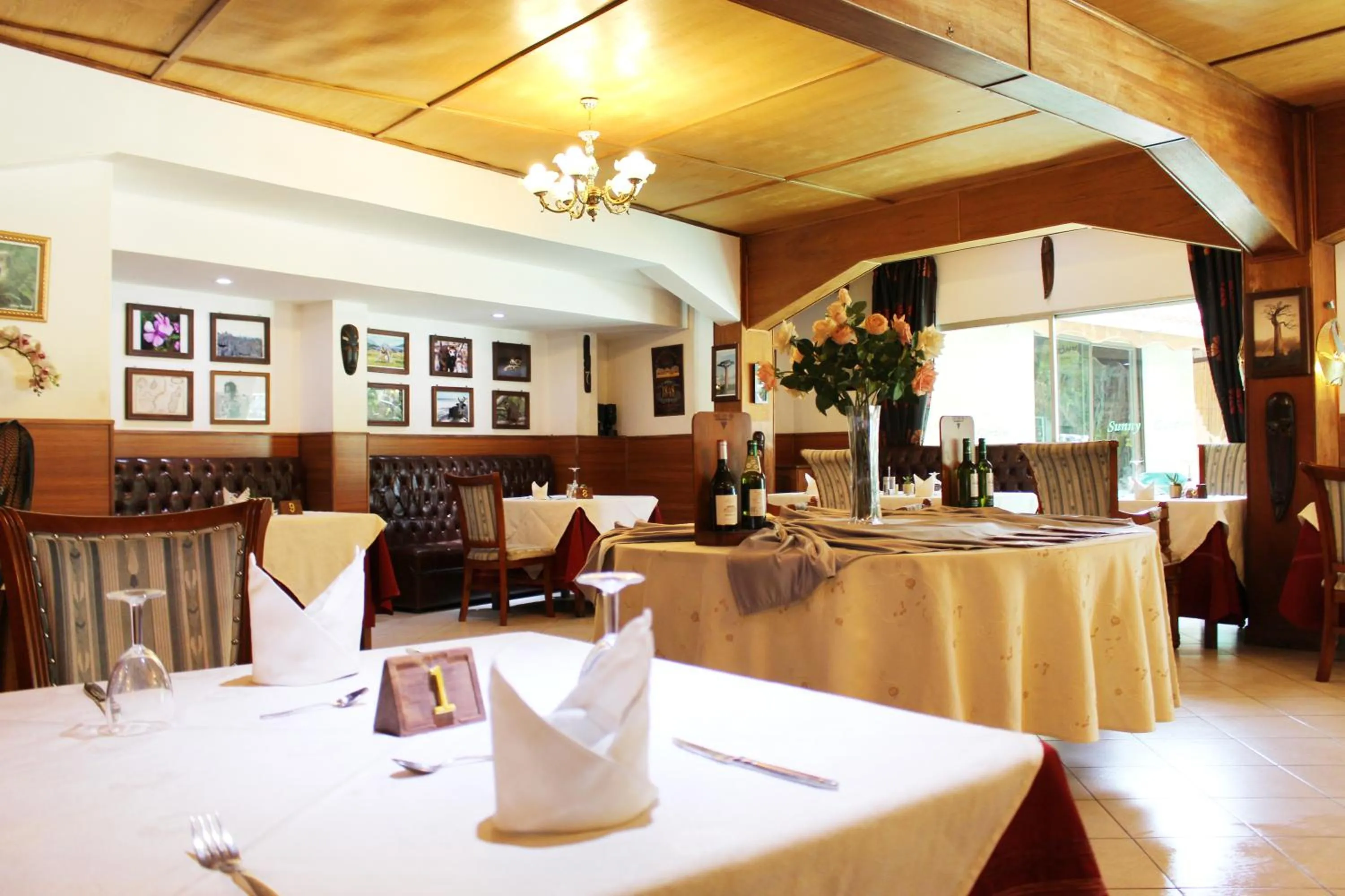 Restaurant/places to eat in Sunny Garden