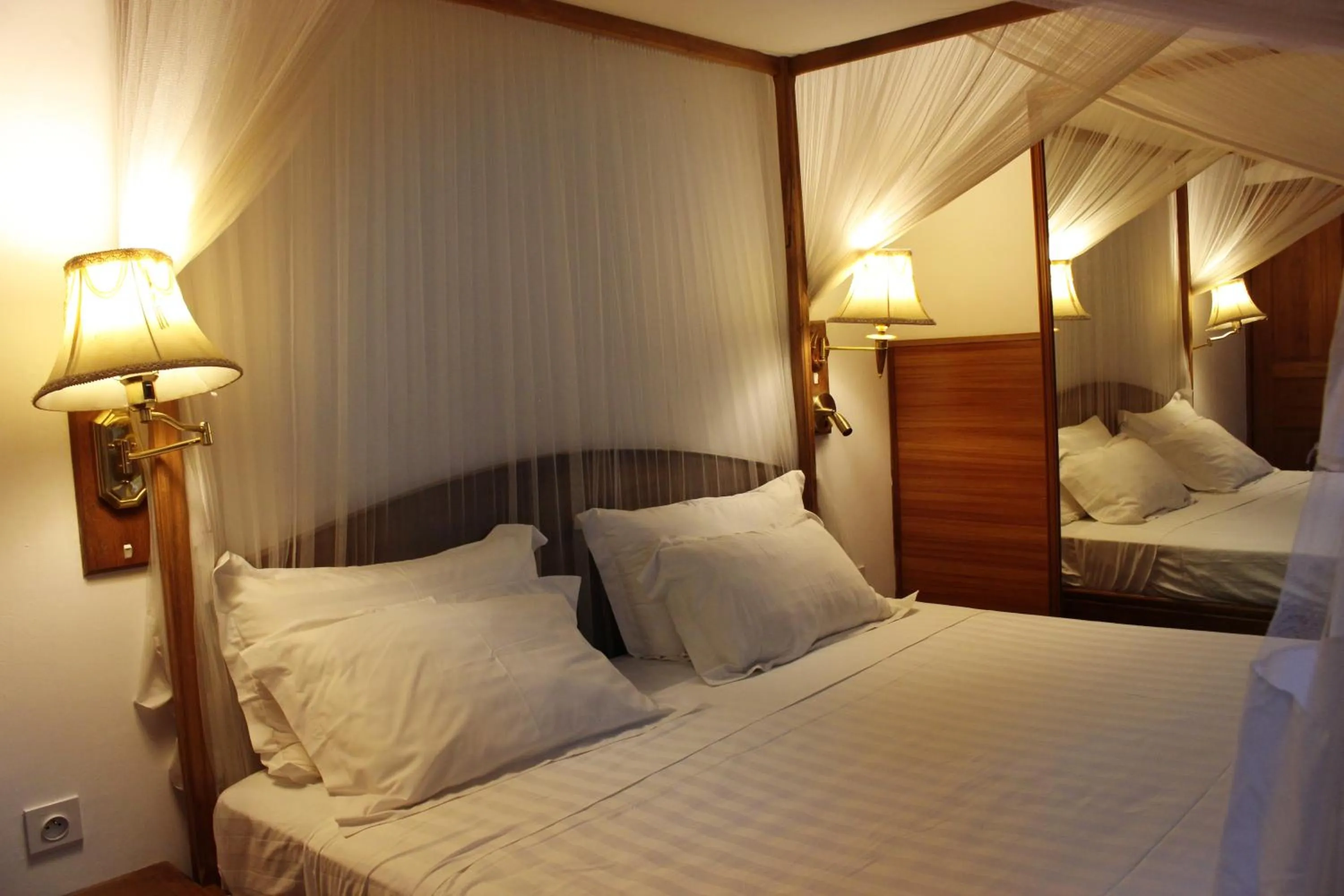 Single Room in Sunny Garden