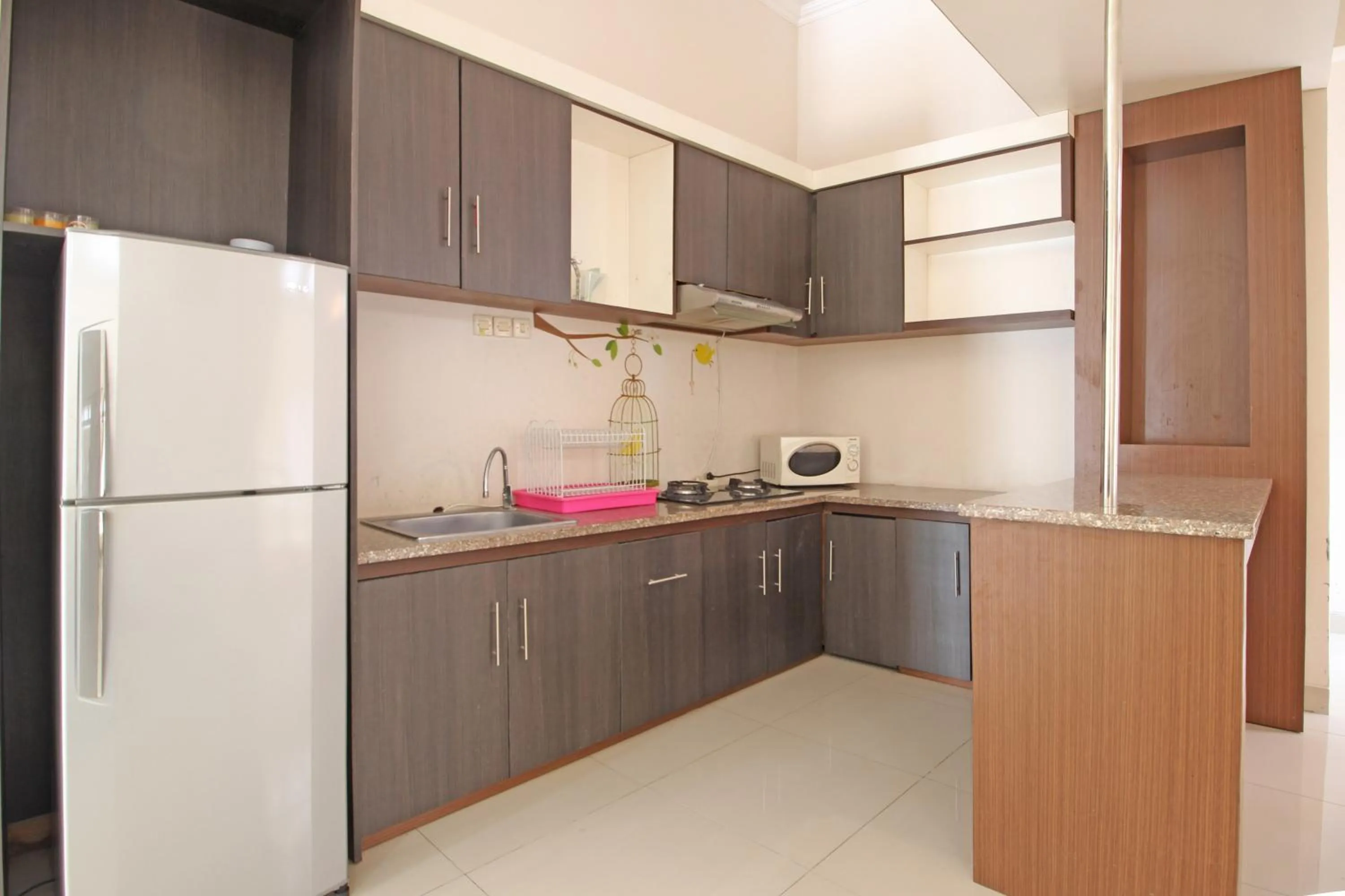 Area and facilities in RedDoorz near Hartono Mall 3