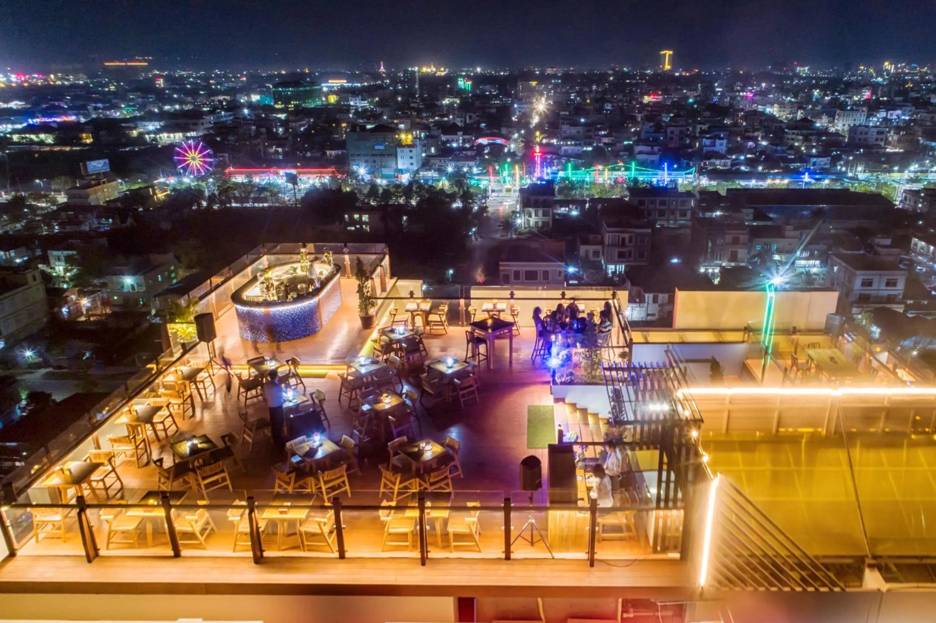 Evening entertainment in Ritz Grand Hotel Mandalay