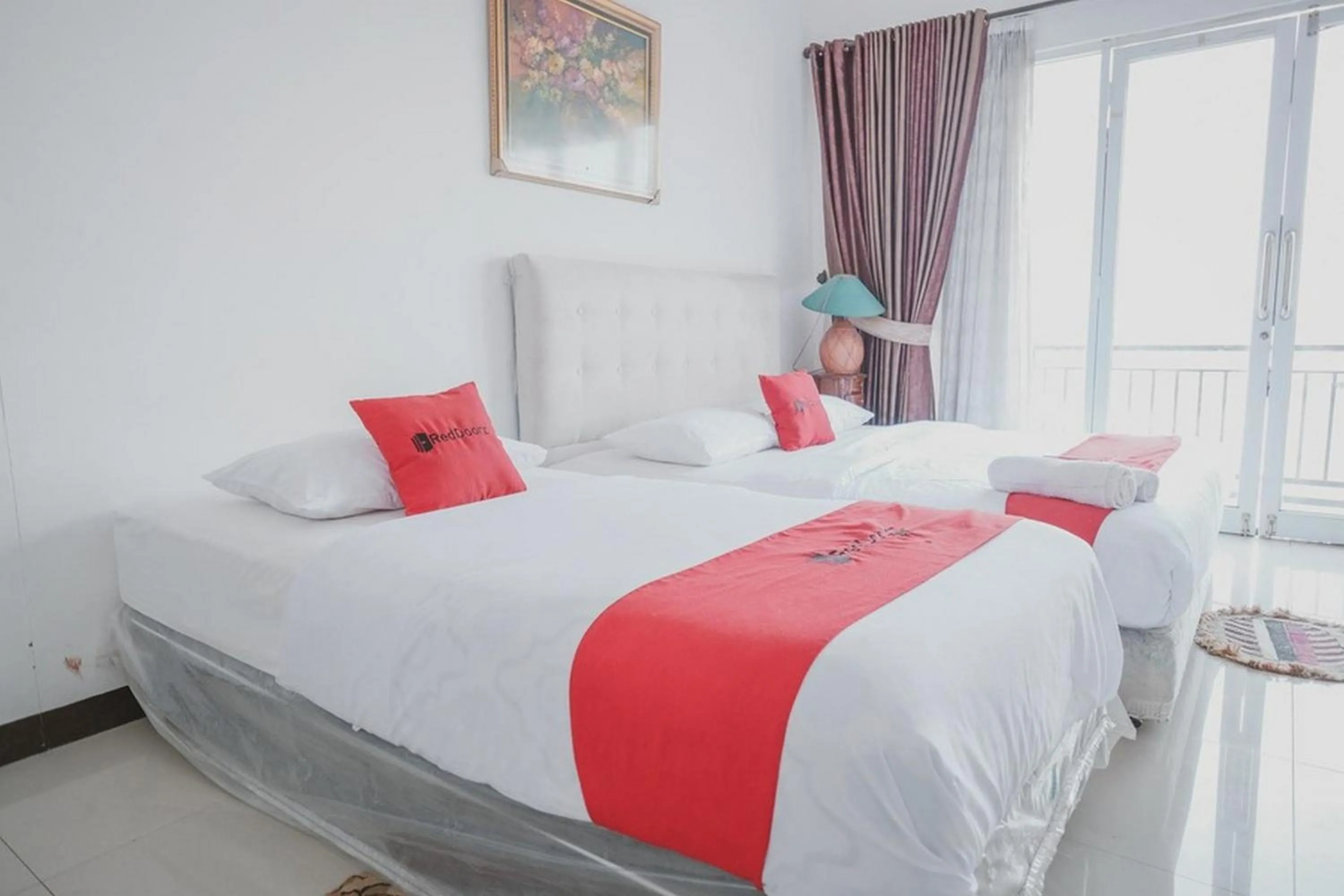 Bedroom, Bed in RedDoorz Syariah At Lampung Walk