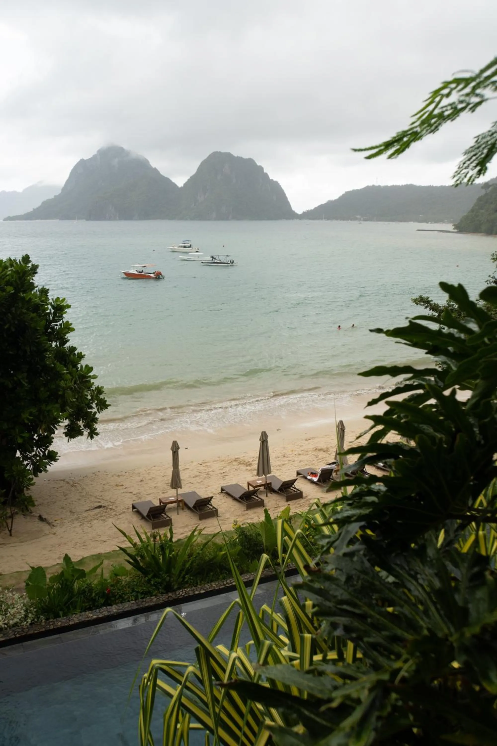 Day in Maremegmeg Beach Club