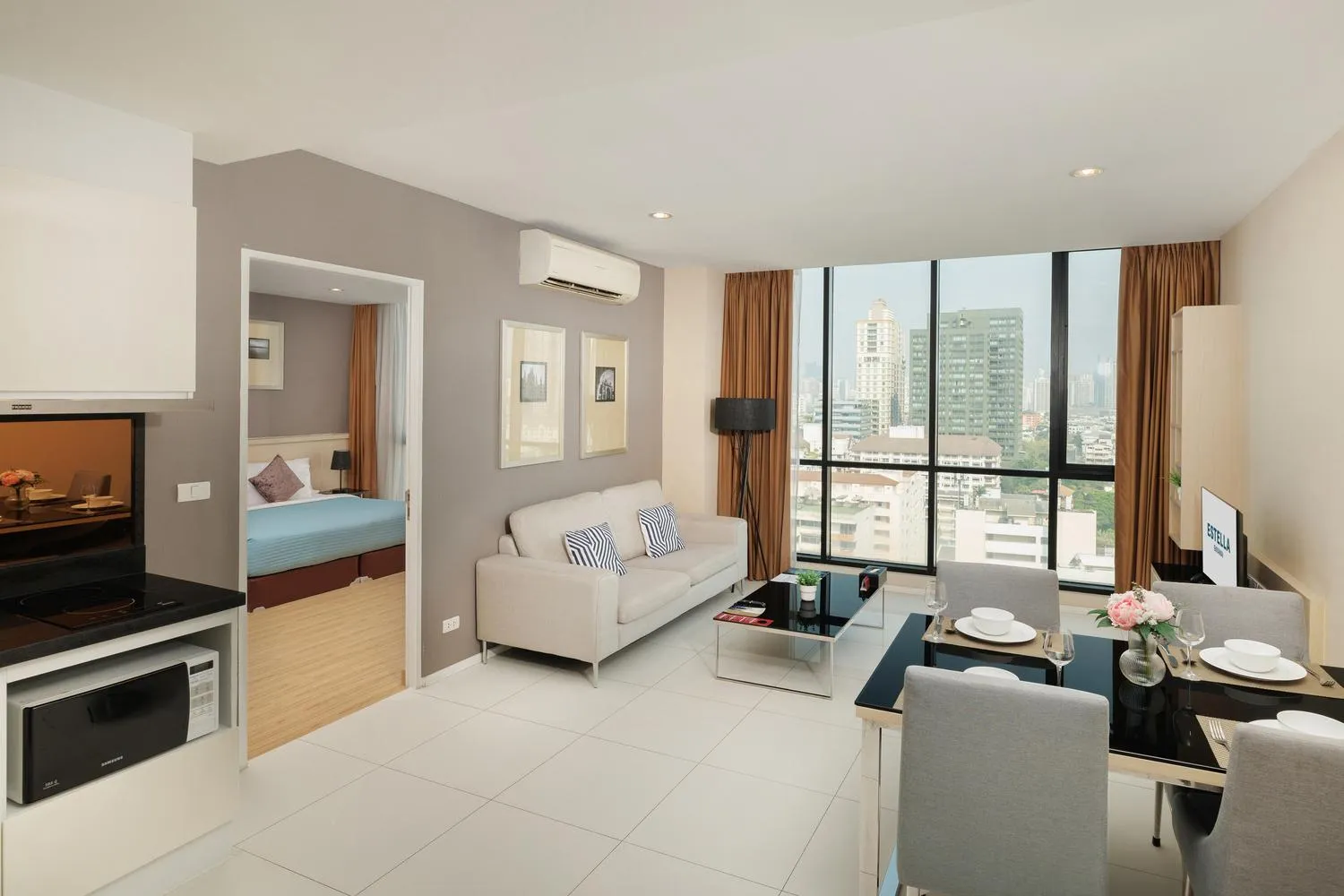 Living room in Estella Ekkamai