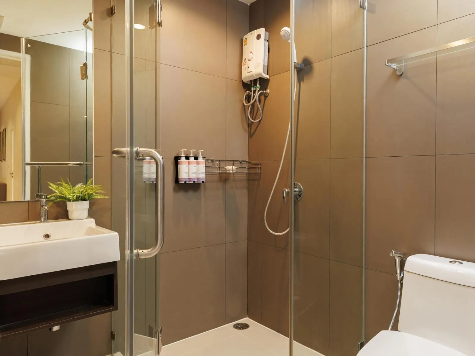 Bathroom in Estella Ekkamai