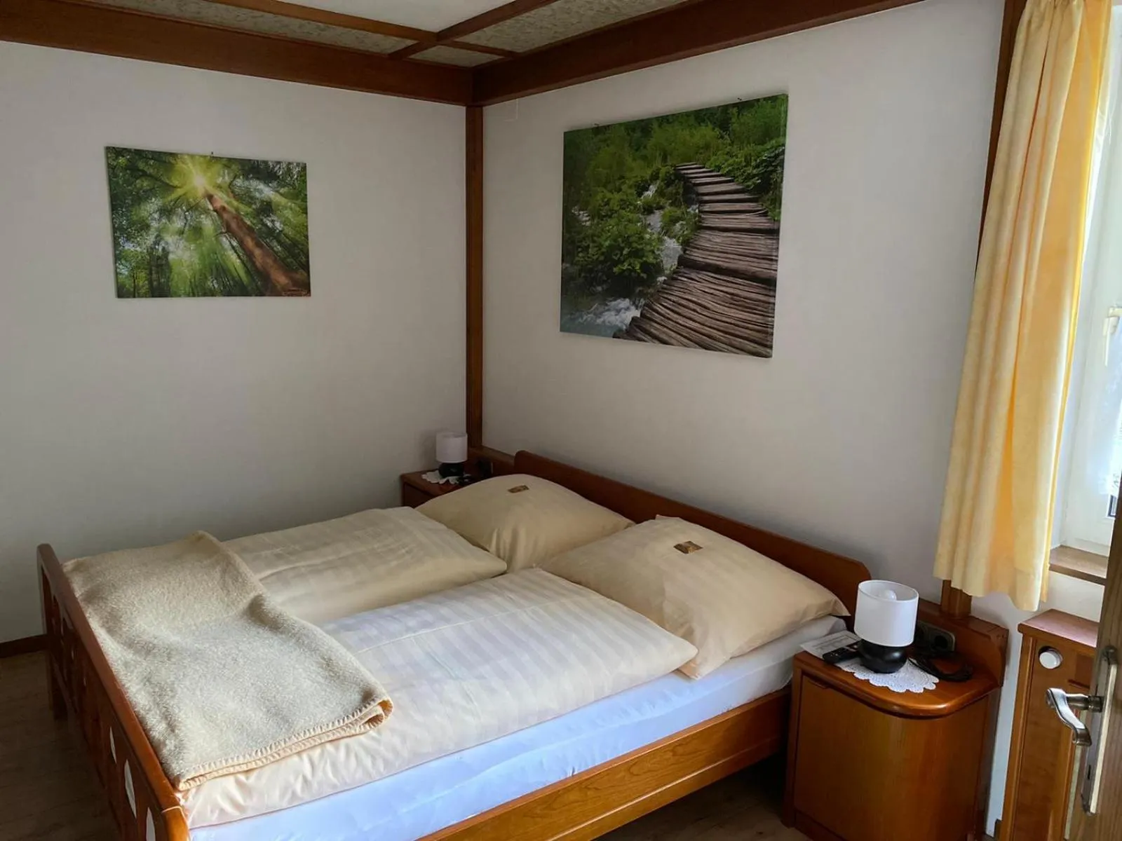 Bed in Hotel - Pension Scheiblechner