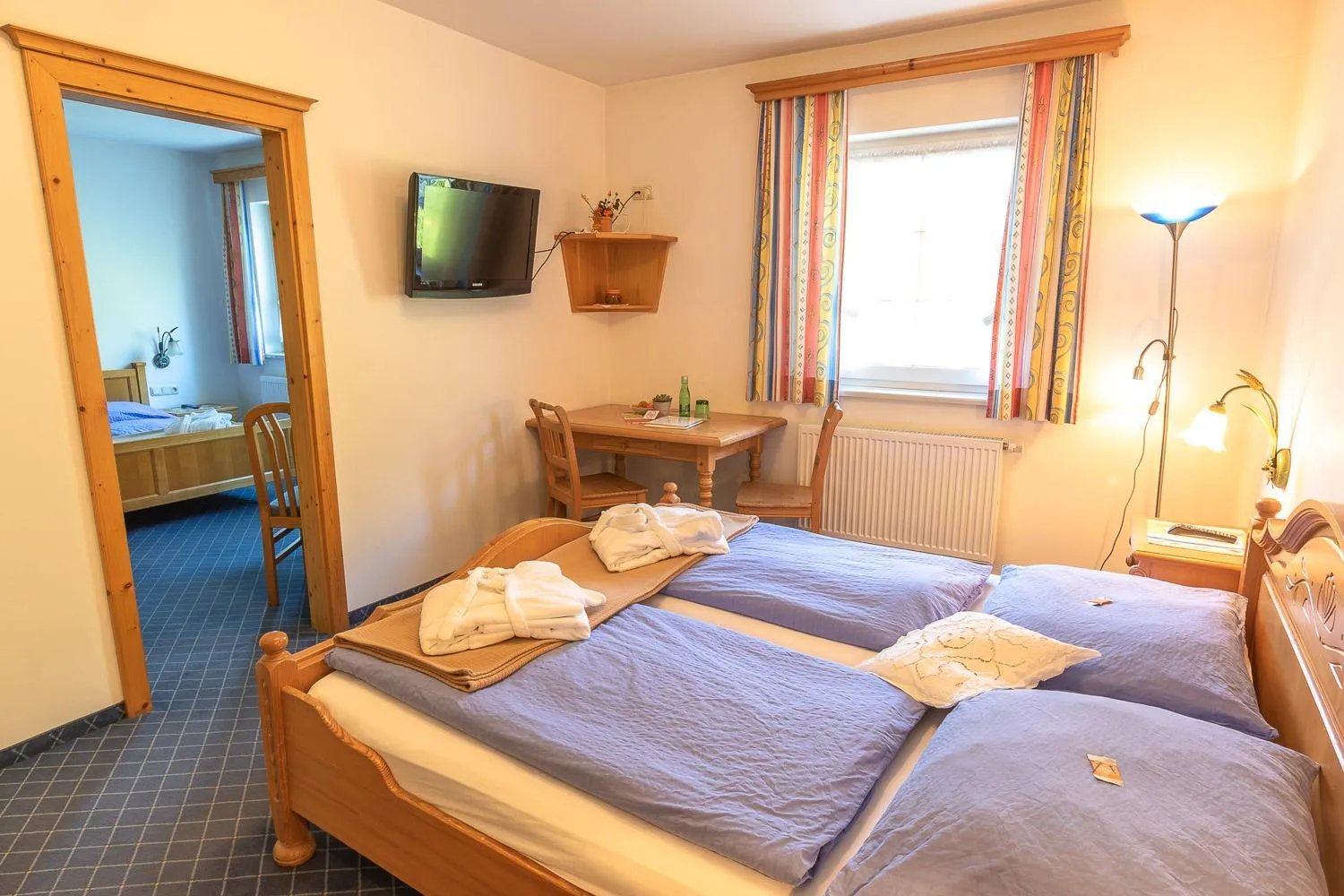 Bed in Hotel - Pension Scheiblechner