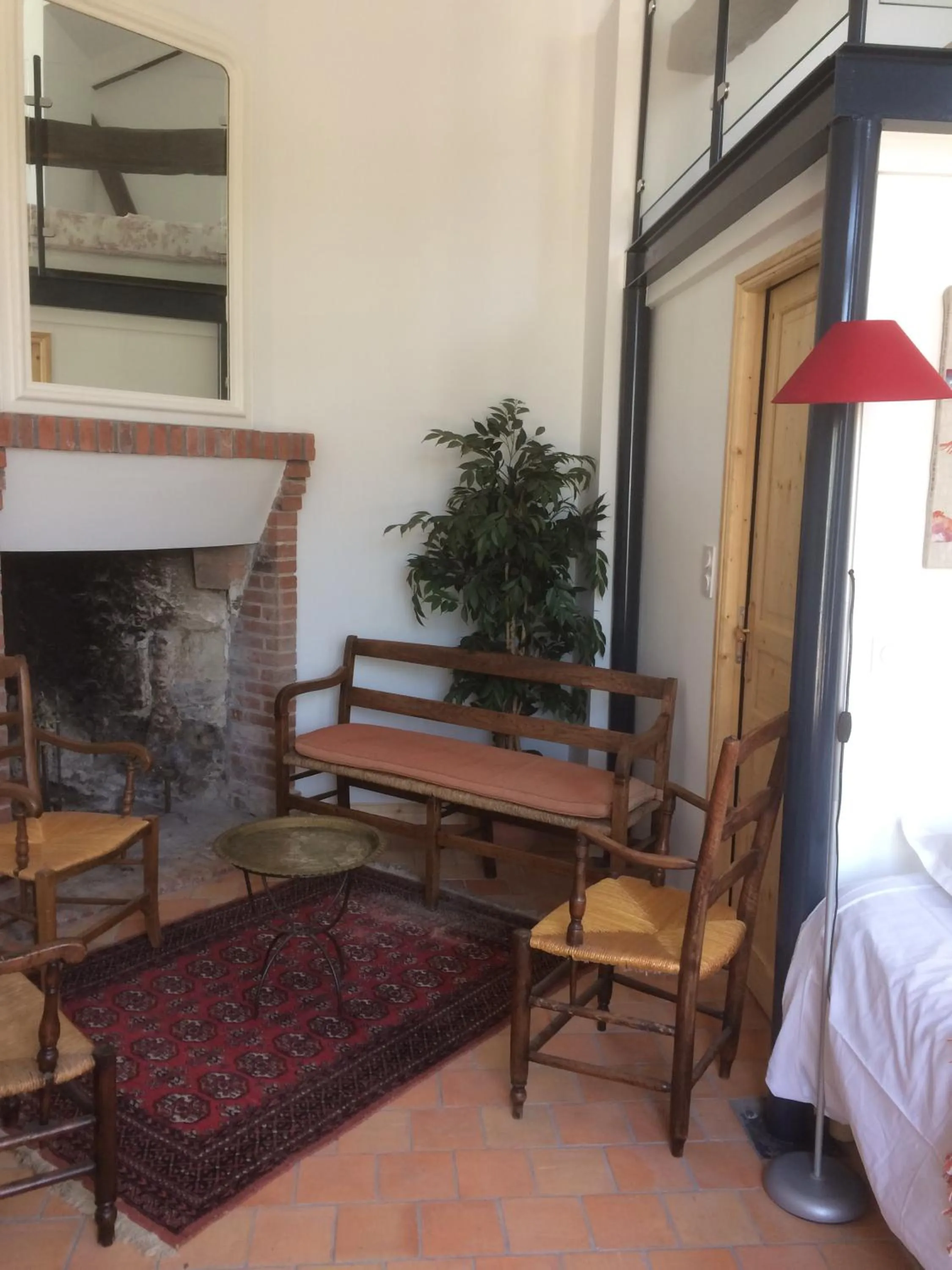 Seating area in Chambre D' Hôtes La Lucasserie