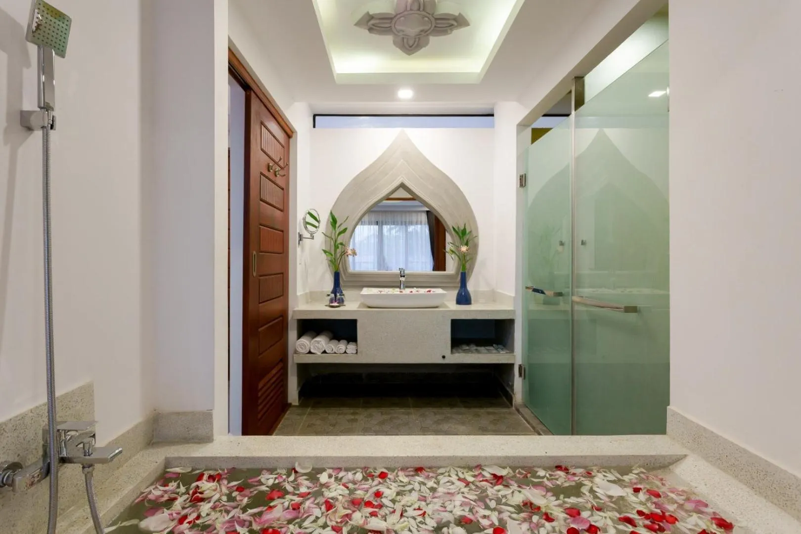 Shower in Khmer Mansion Residence