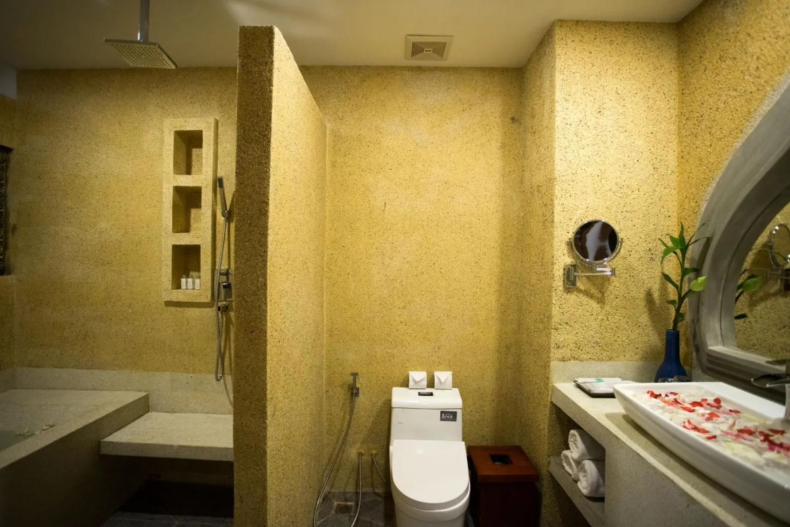 Shower in Khmer Mansion Residence