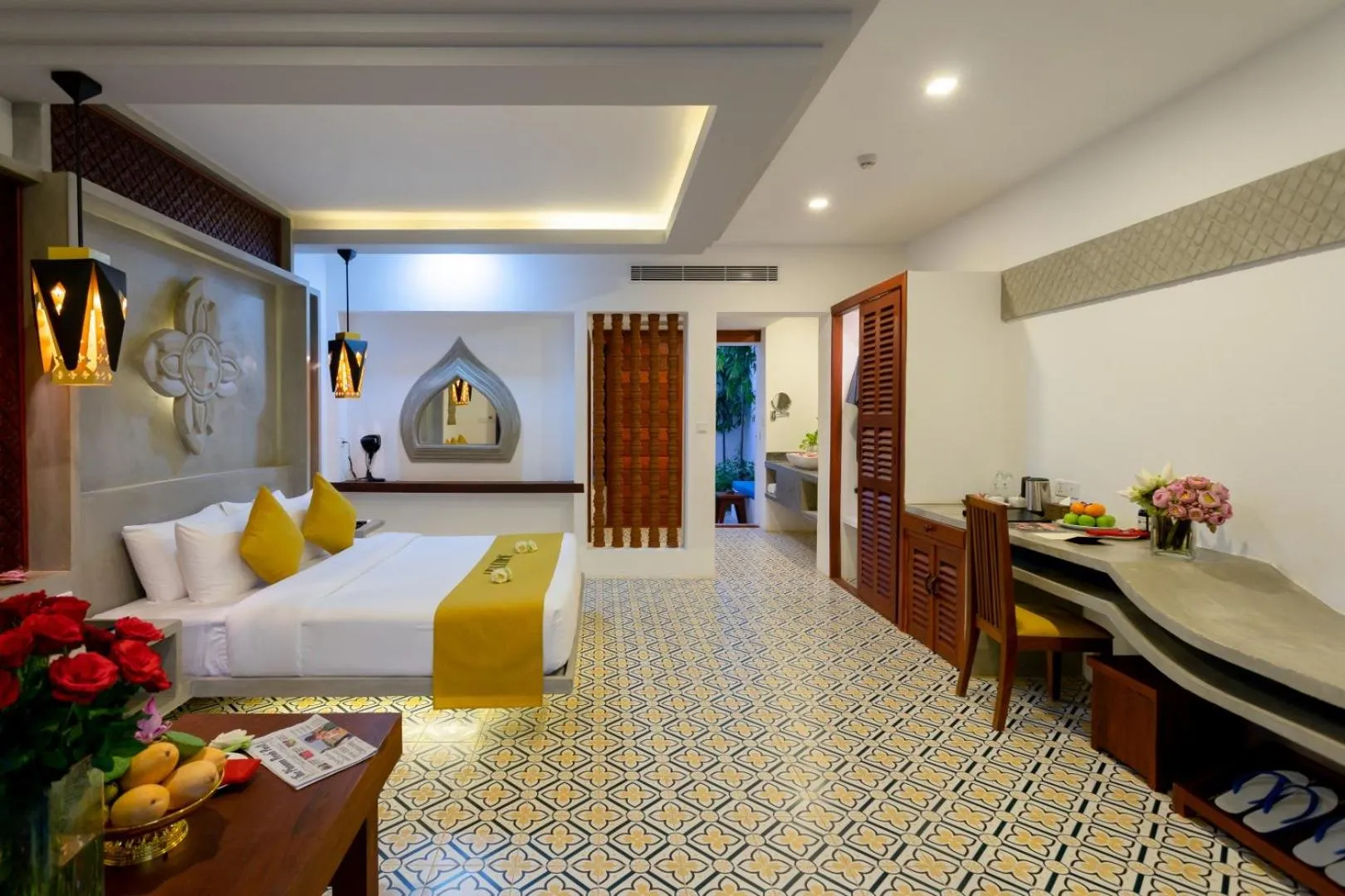 Balcony/Terrace, Bed in Khmer Mansion Residence