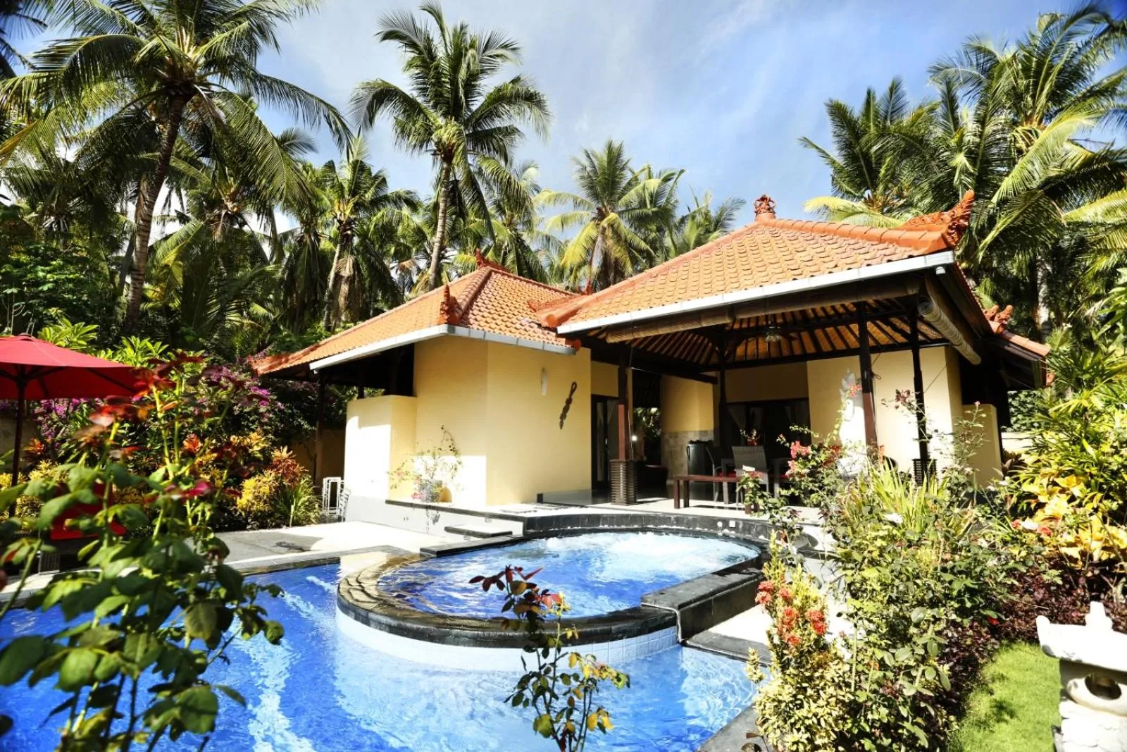 Swimming pool in Teluk Karang Dive & Spa Resort