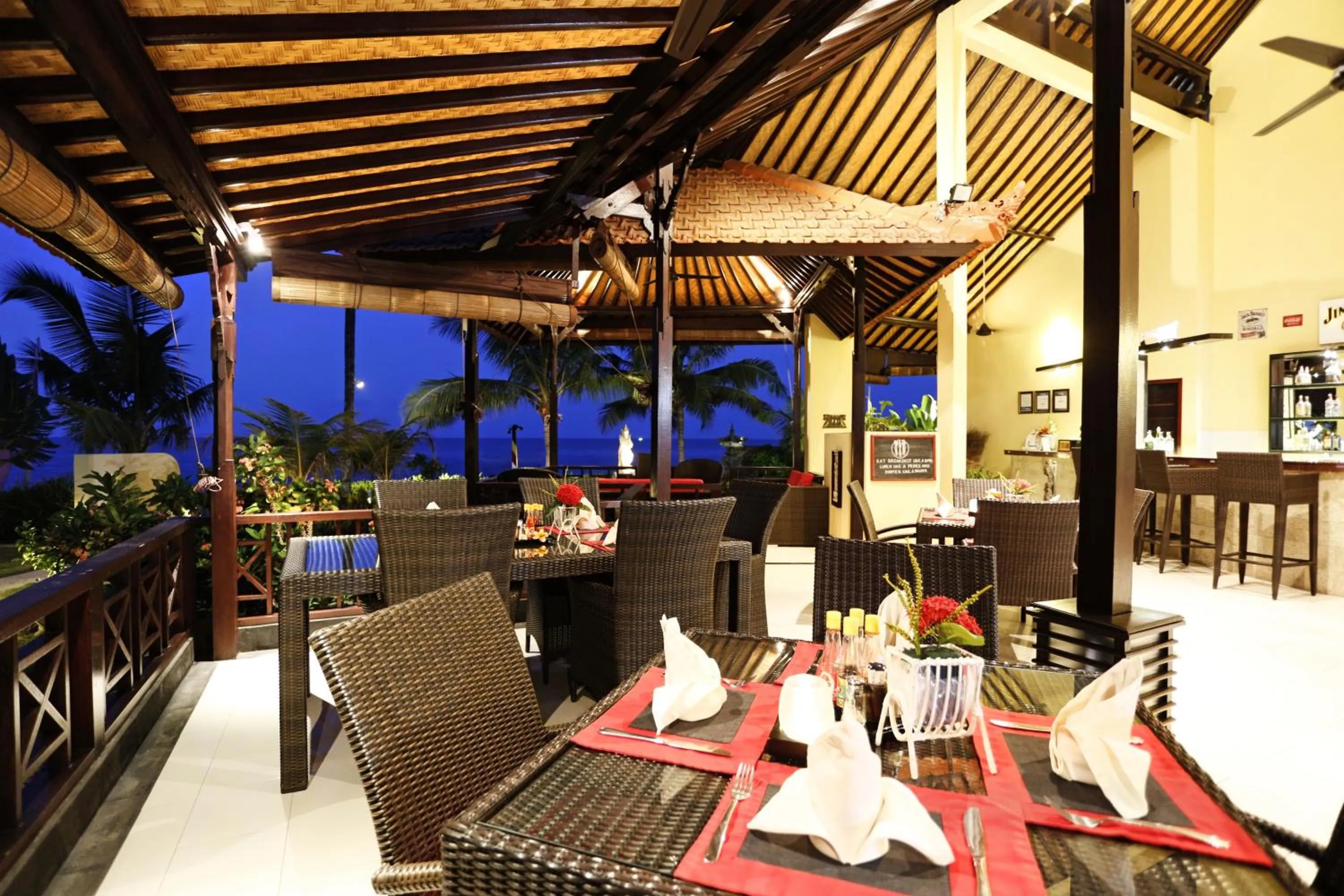 Restaurant/places to eat in Teluk Karang Dive & Spa Resort