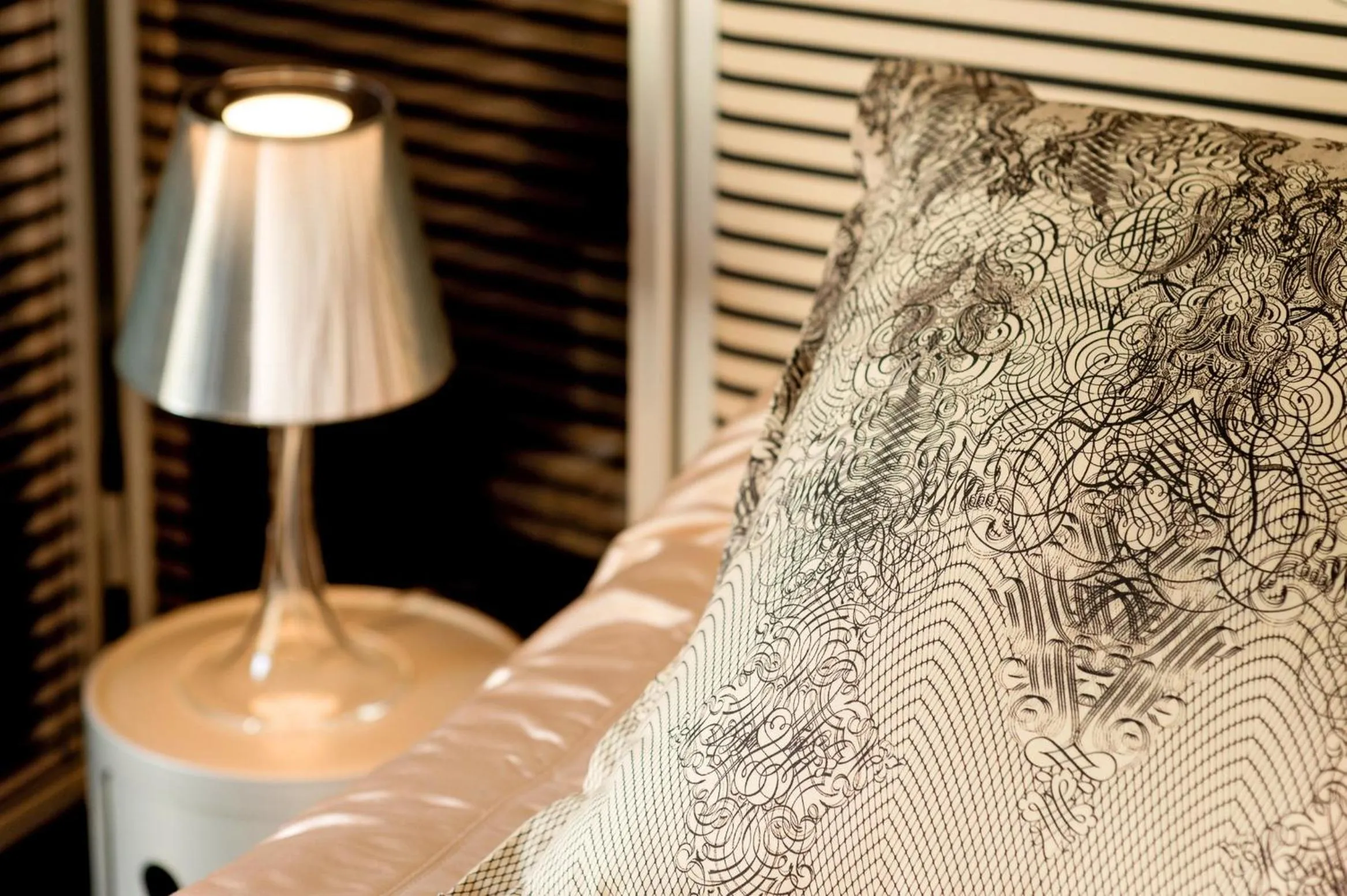 Bed in Chateau La Mothe du Barry