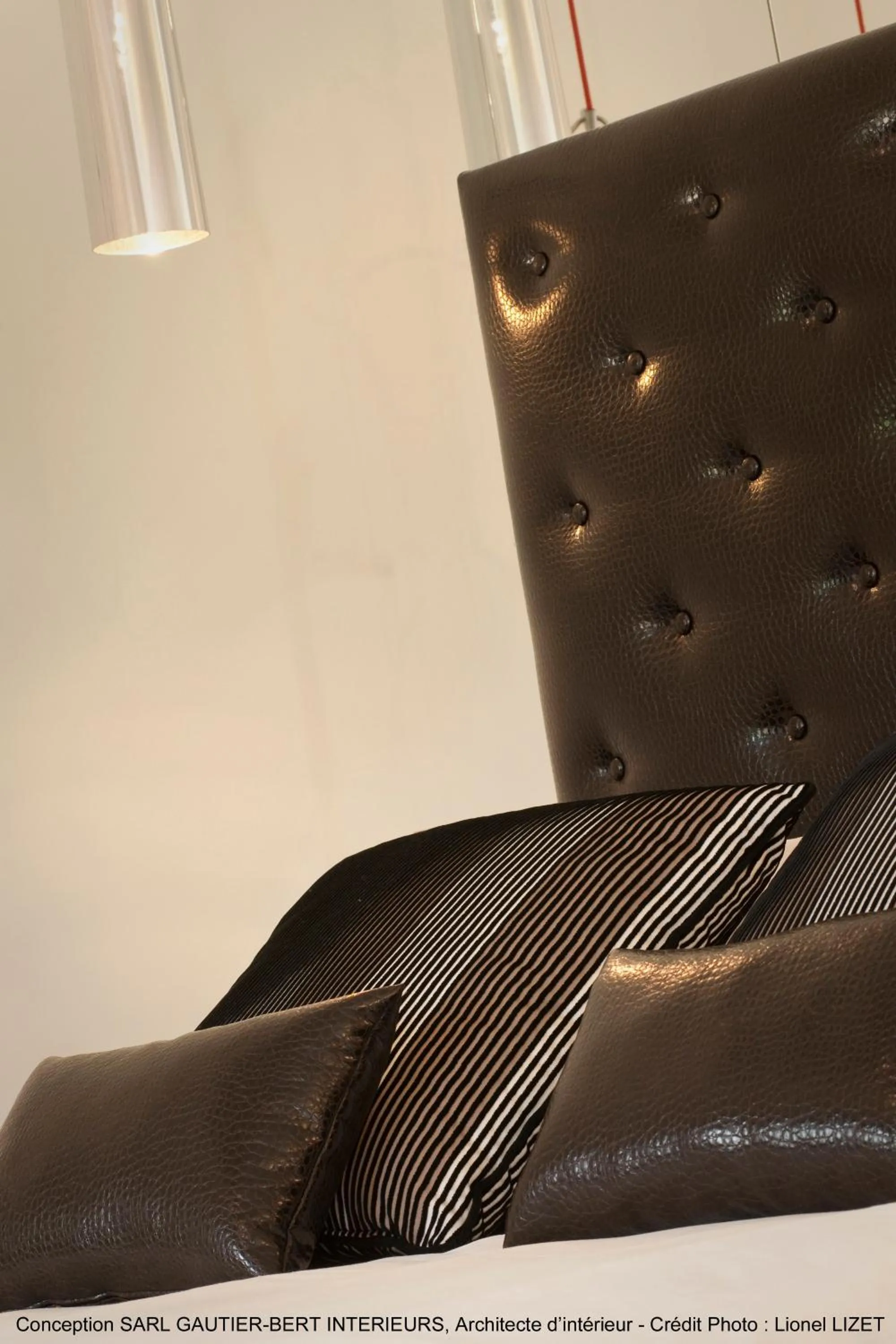 Decorative detail in Chateau La Mothe du Barry