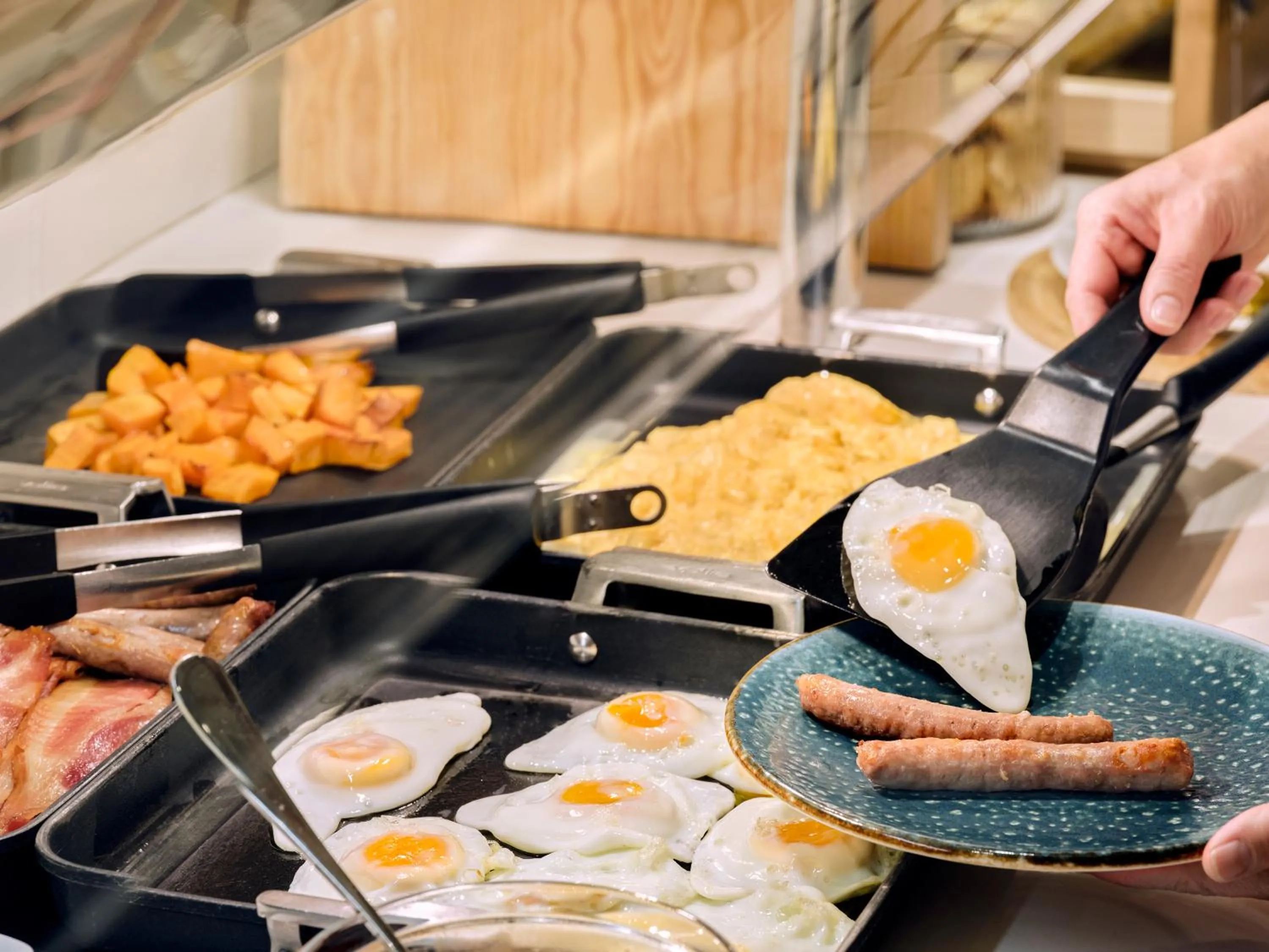 Buffet breakfast in Musik Boutique Hotel