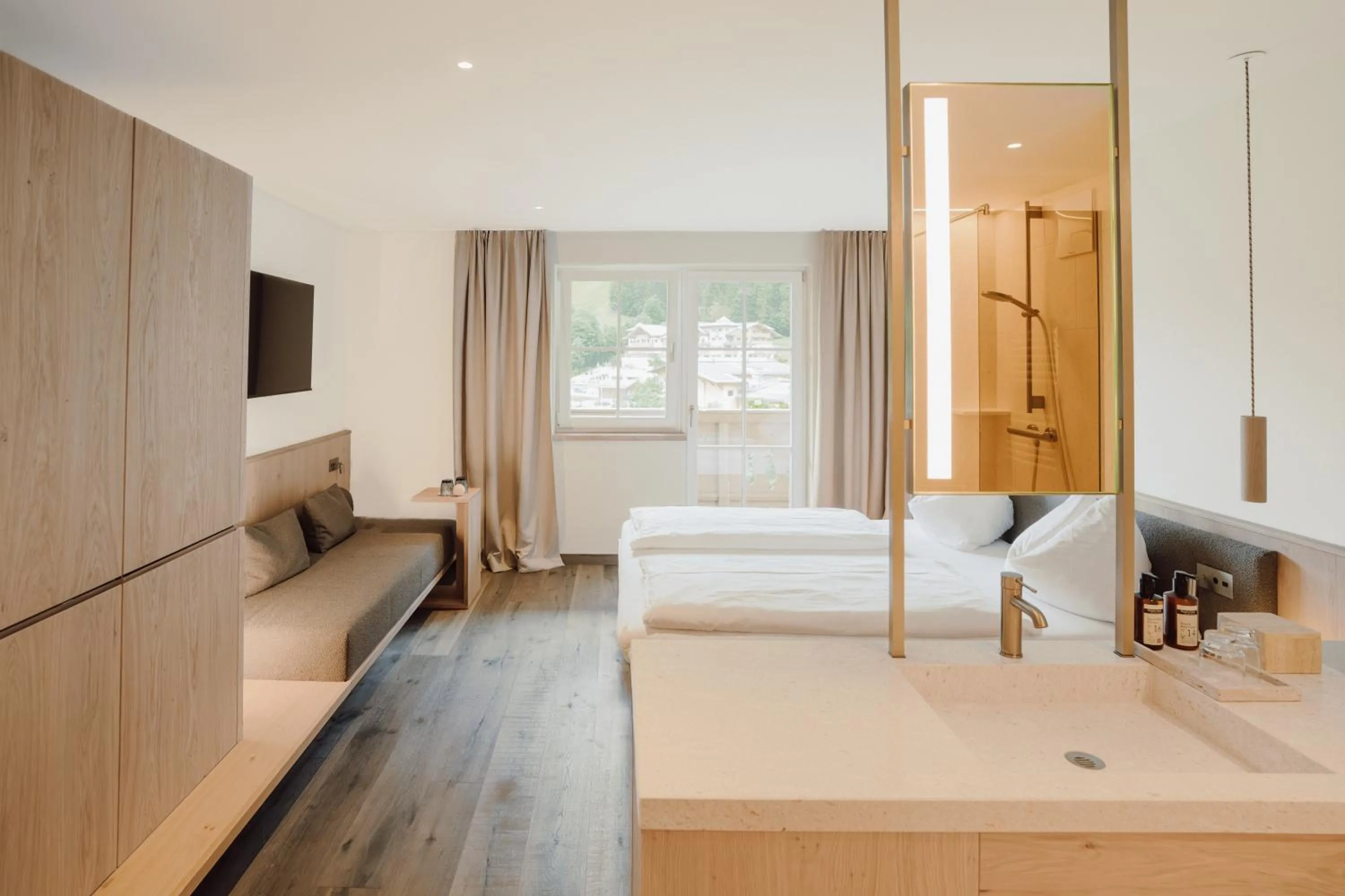 Bedroom, Bed in Boutique Hundehotel Bergzeit