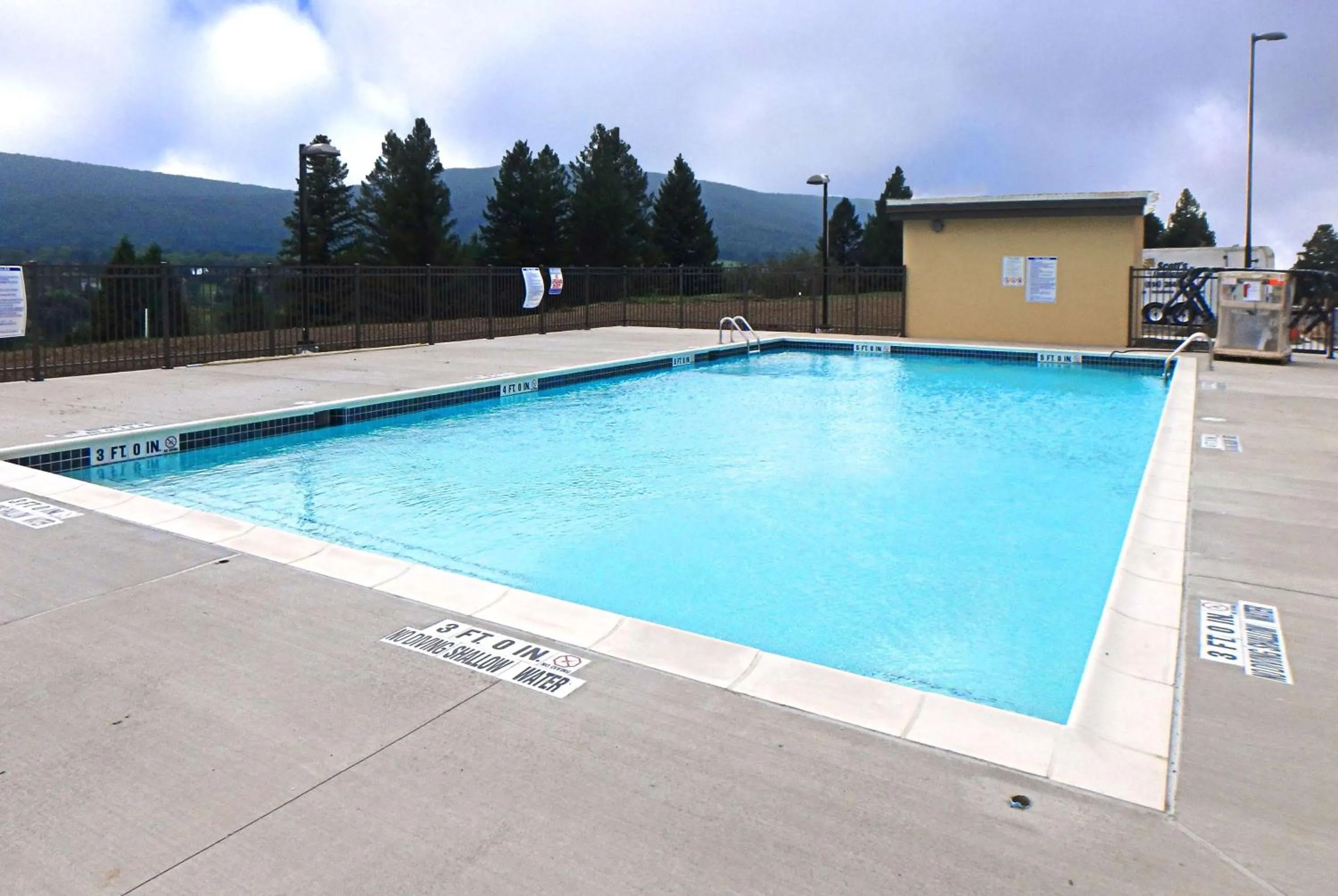 On site in Wyndham Garden State College