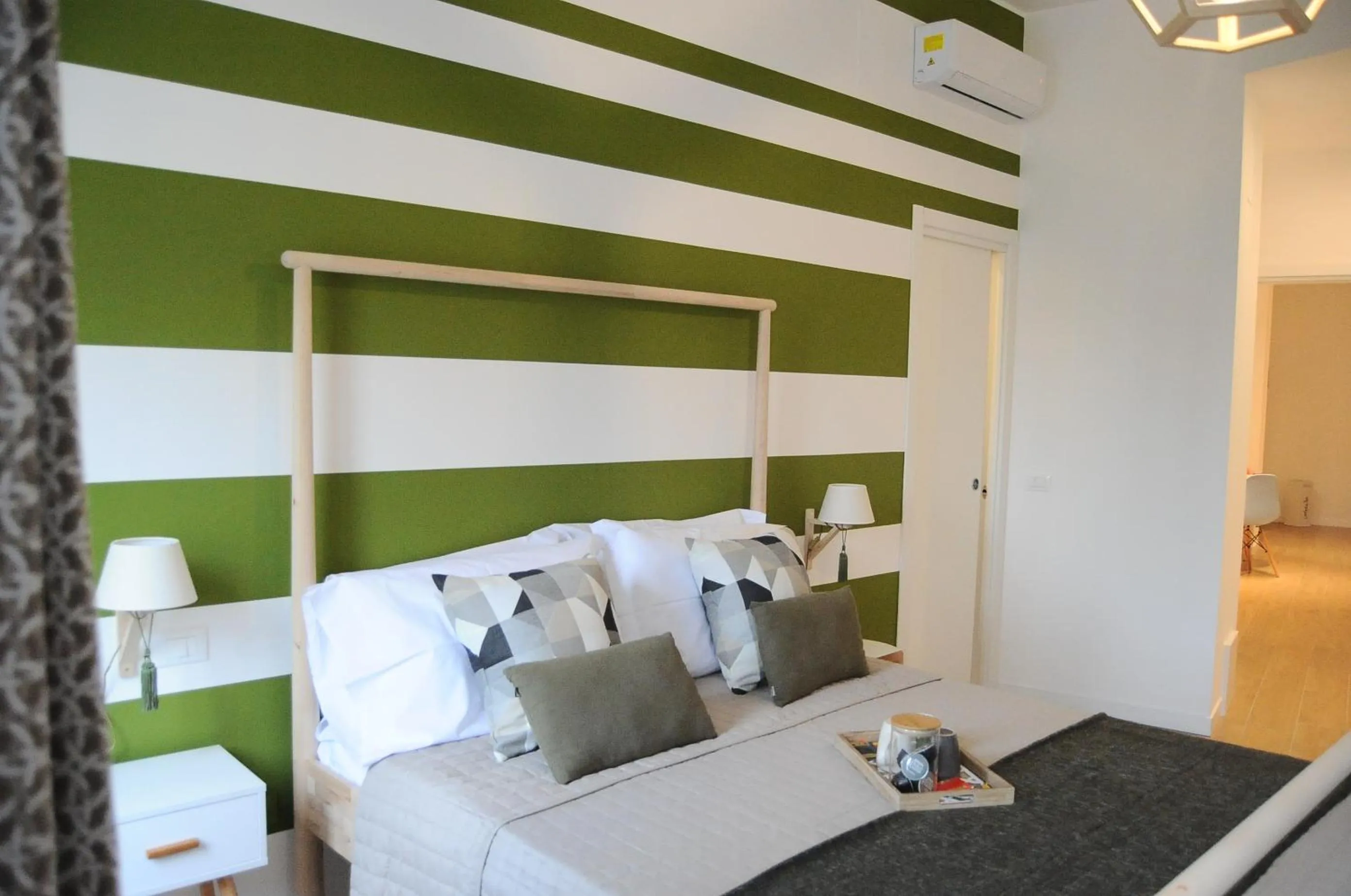 Photo of the whole room in The Corner 180 Suite