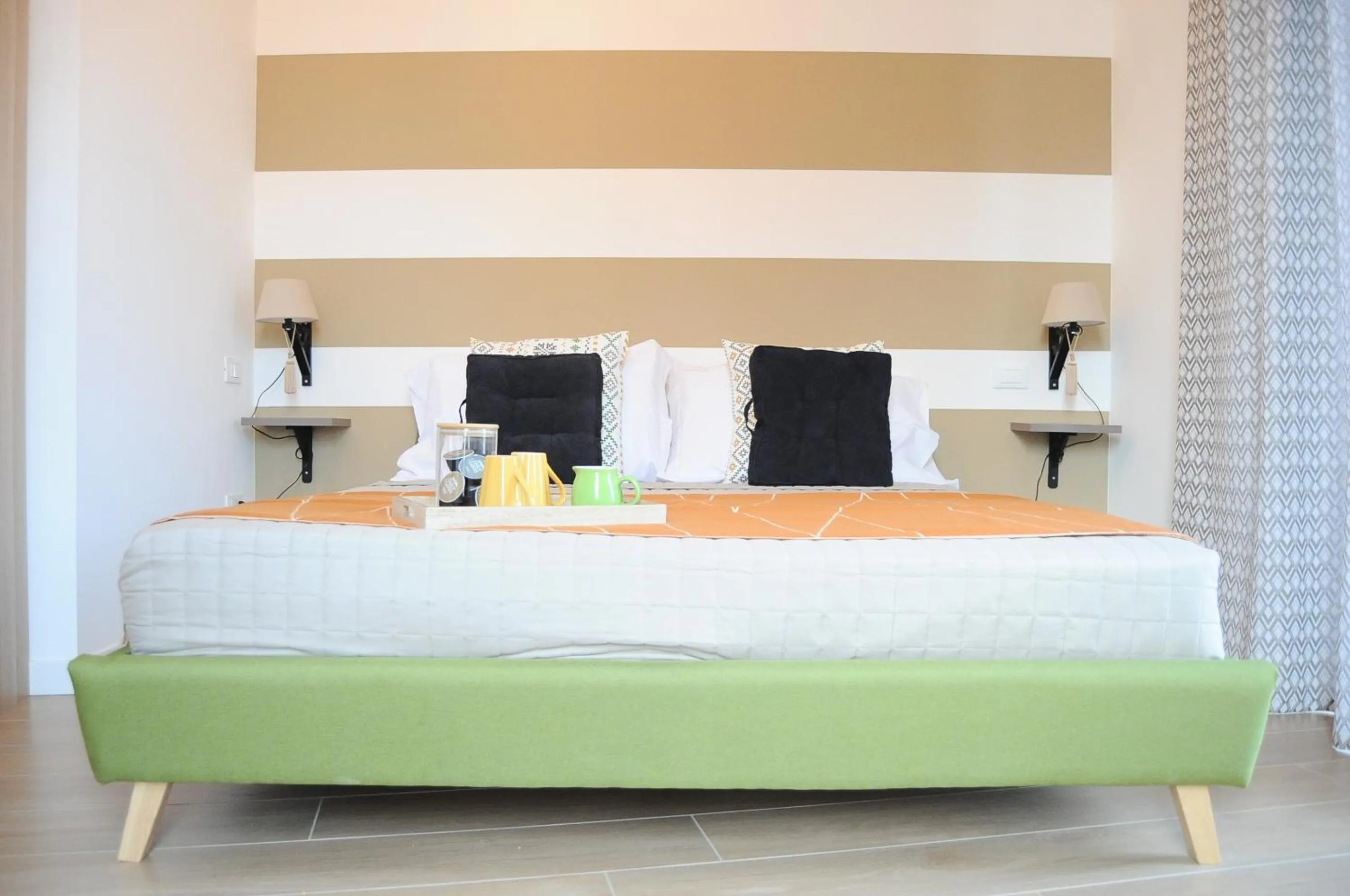 Photo of the whole room in The Corner 180 Suite