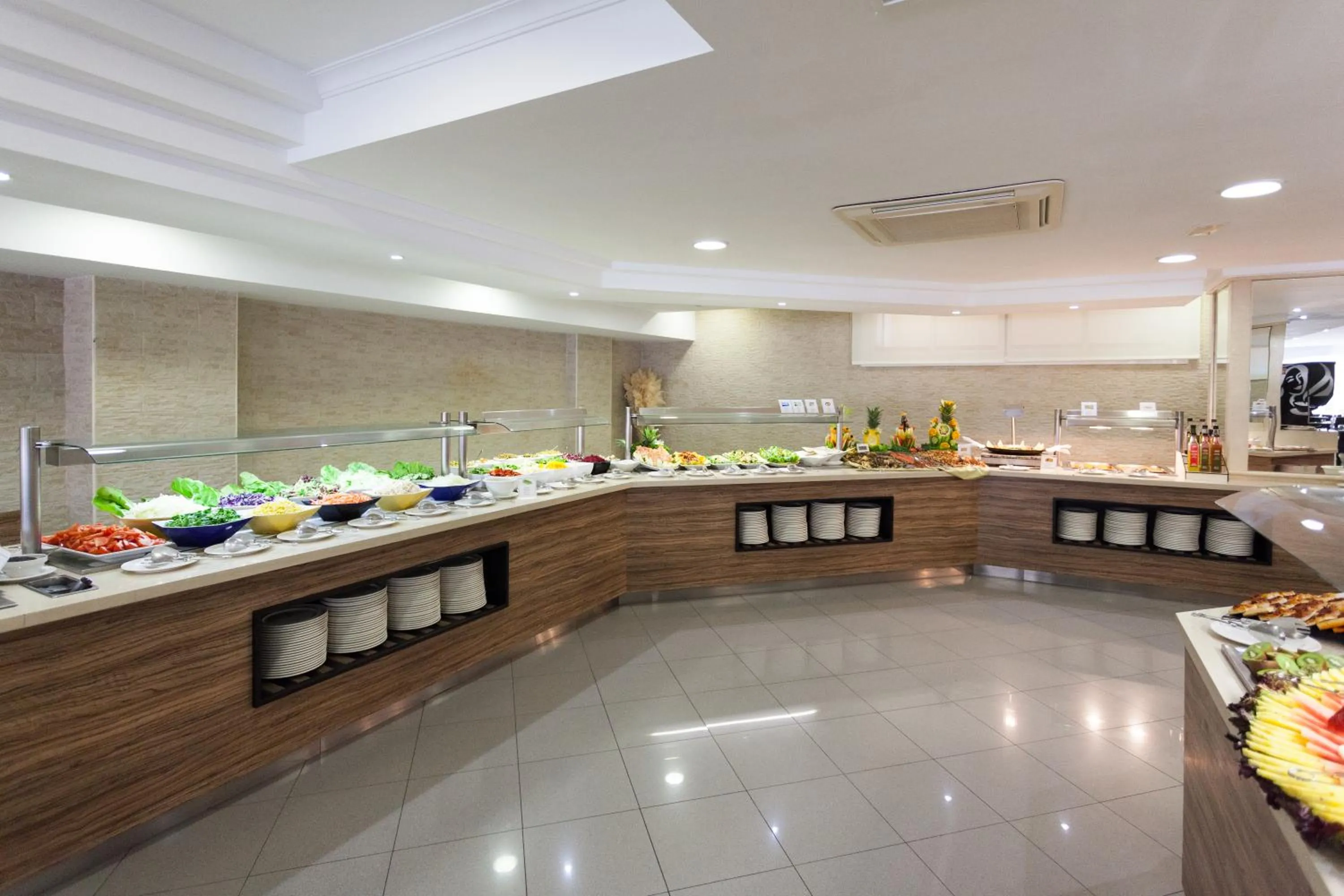 Restaurant/places to eat in Hotel Timor