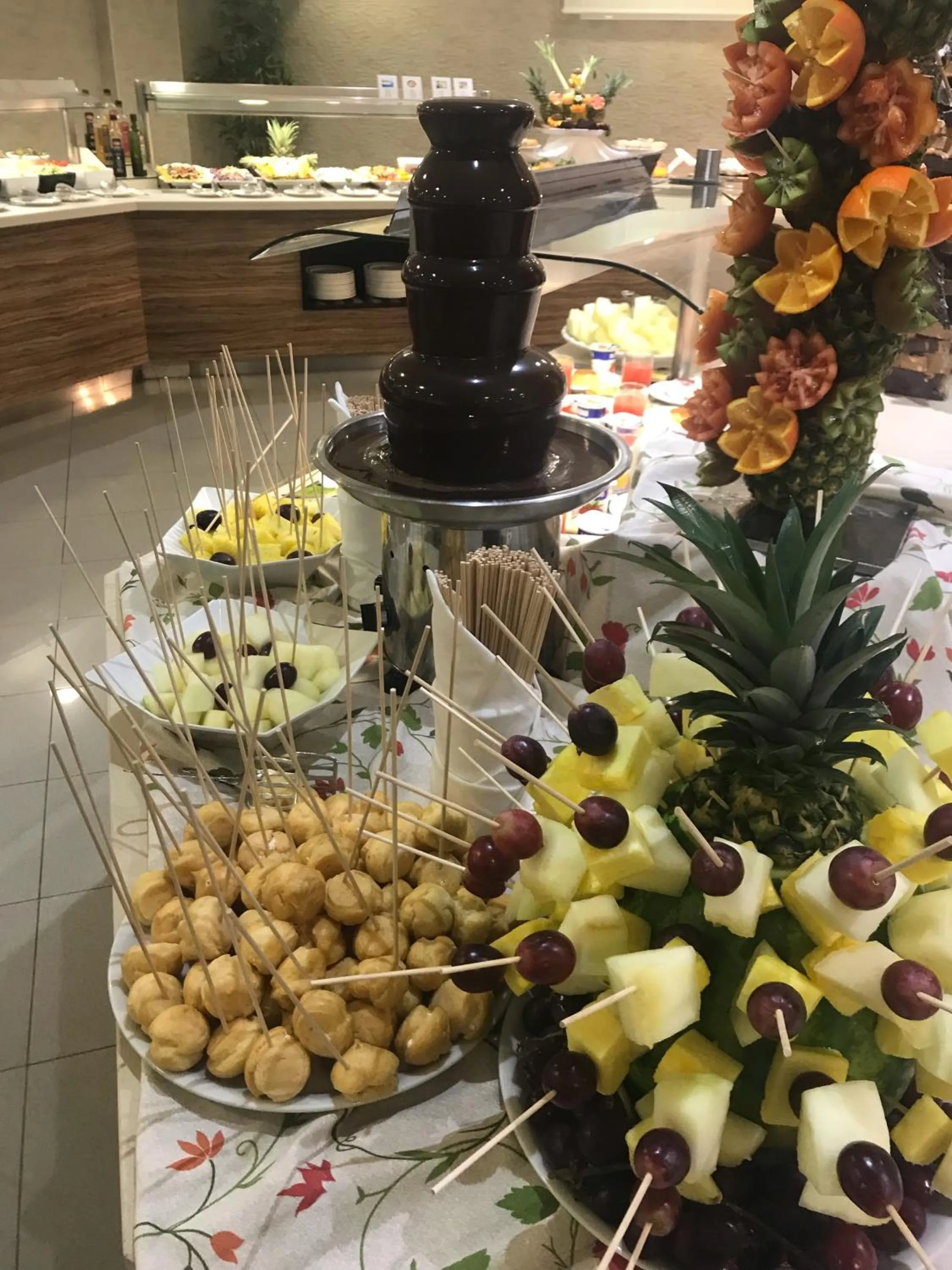 Restaurant/places to eat in Hotel Timor