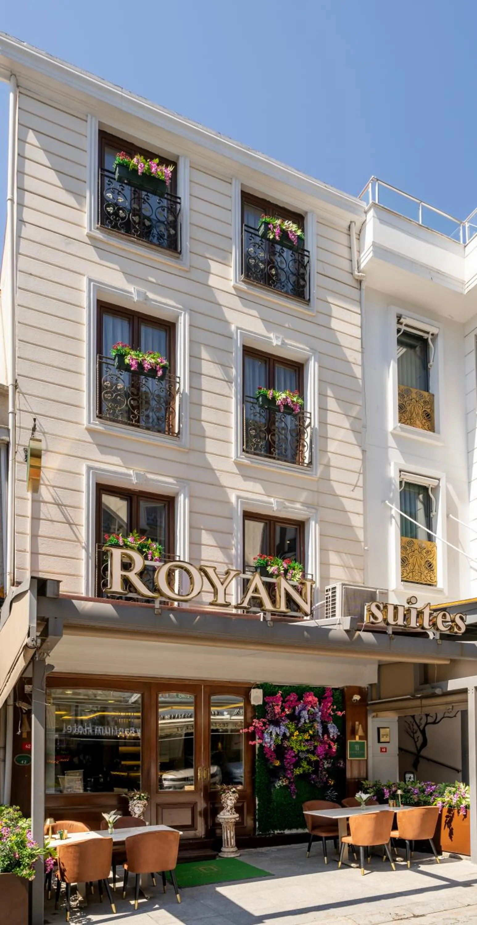 Property building in Royan Suites