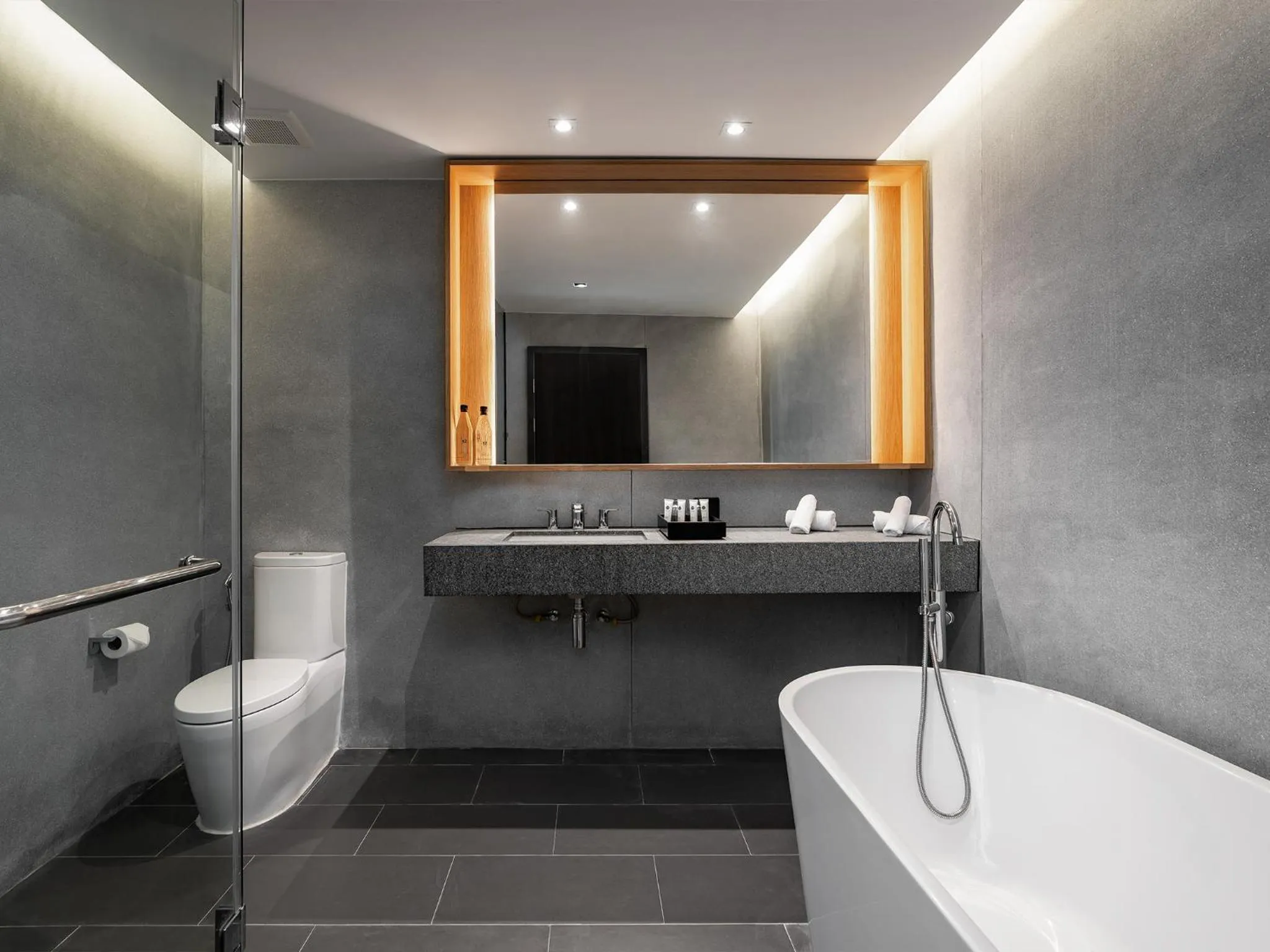 Toilet in Cross Pattaya Oceanphere - formerly X2 Pattaya Oceanphere