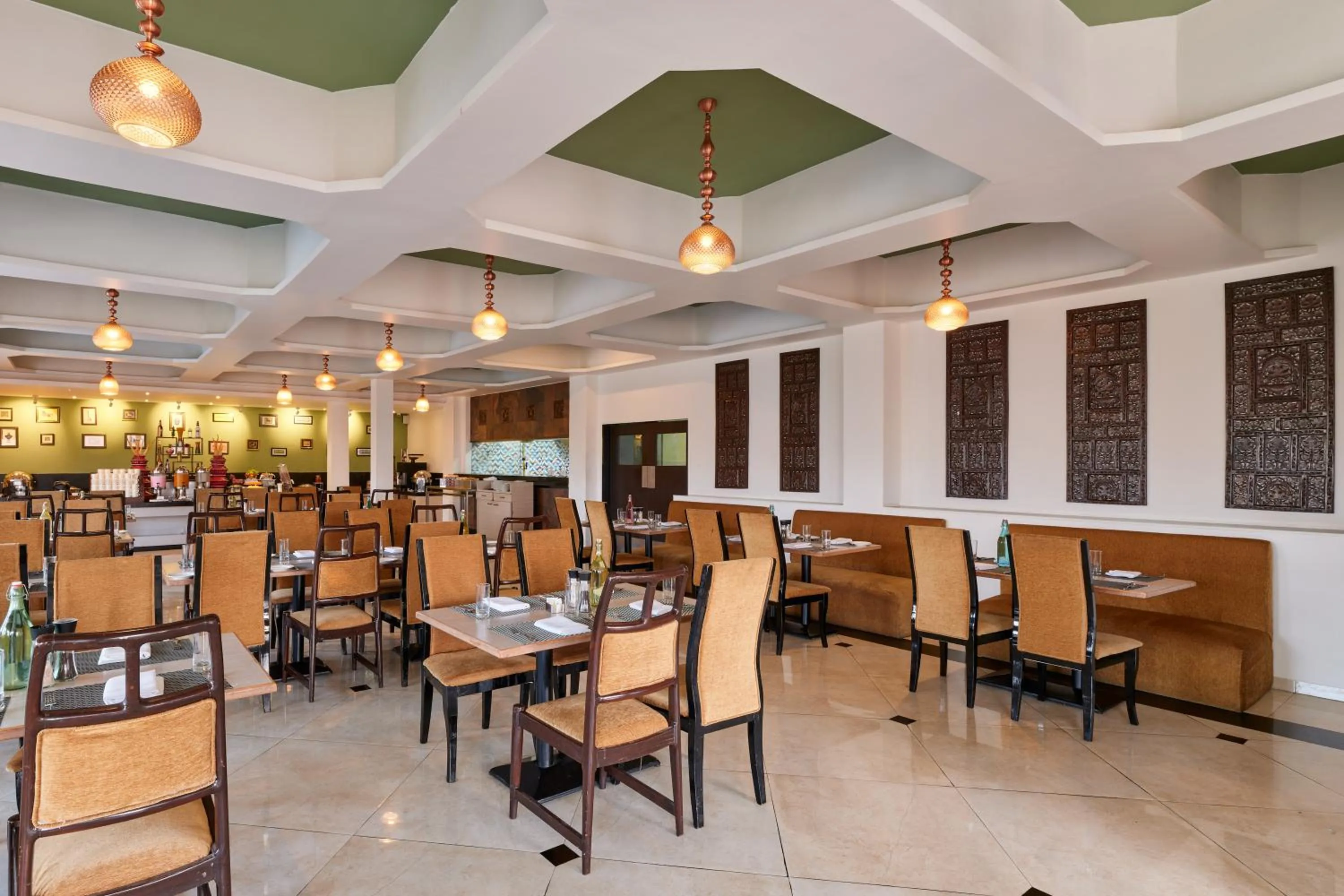 Restaurant/places to eat in Sterling Mount Abu
