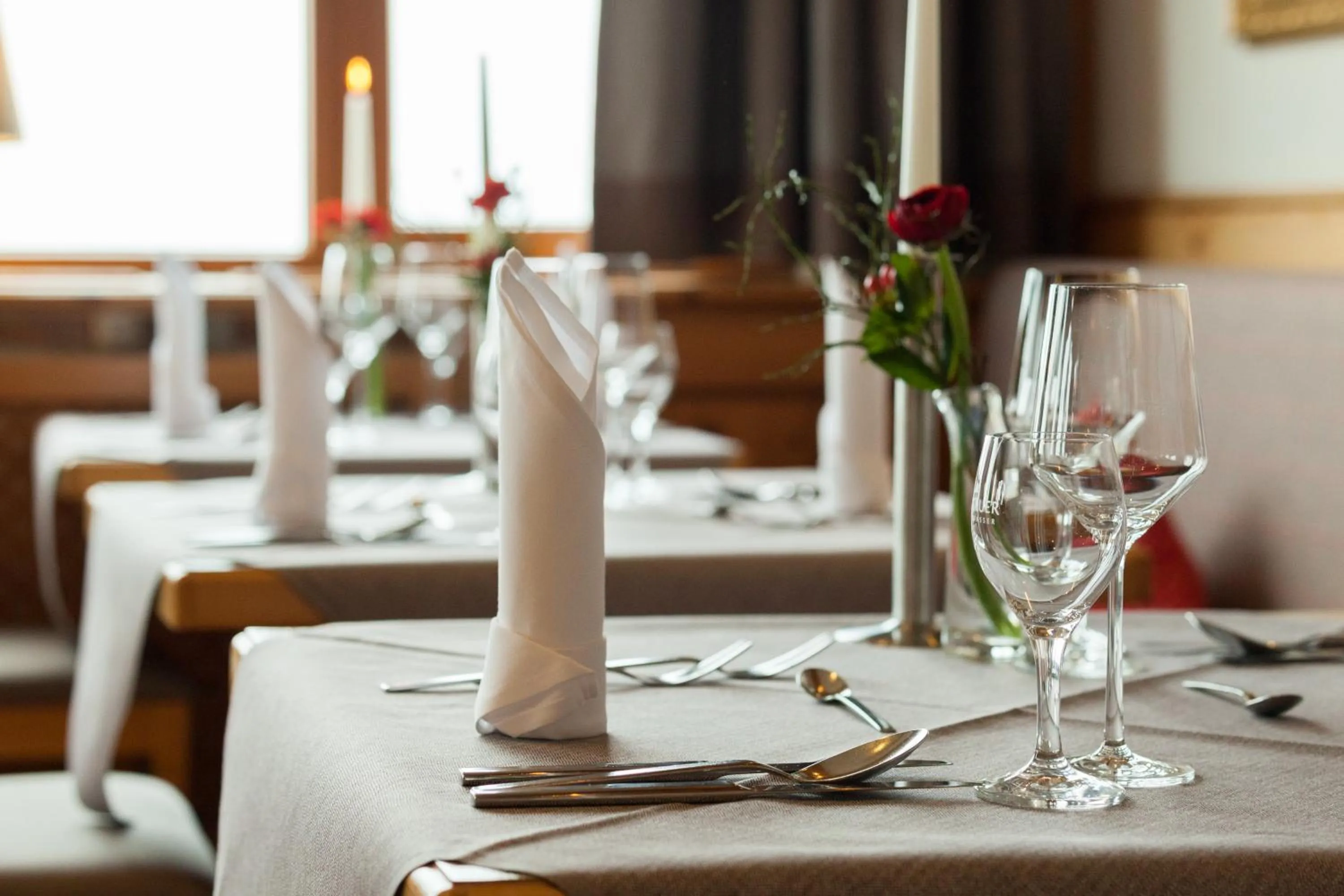 Restaurant/places to eat in Hartungs Hoteldorf