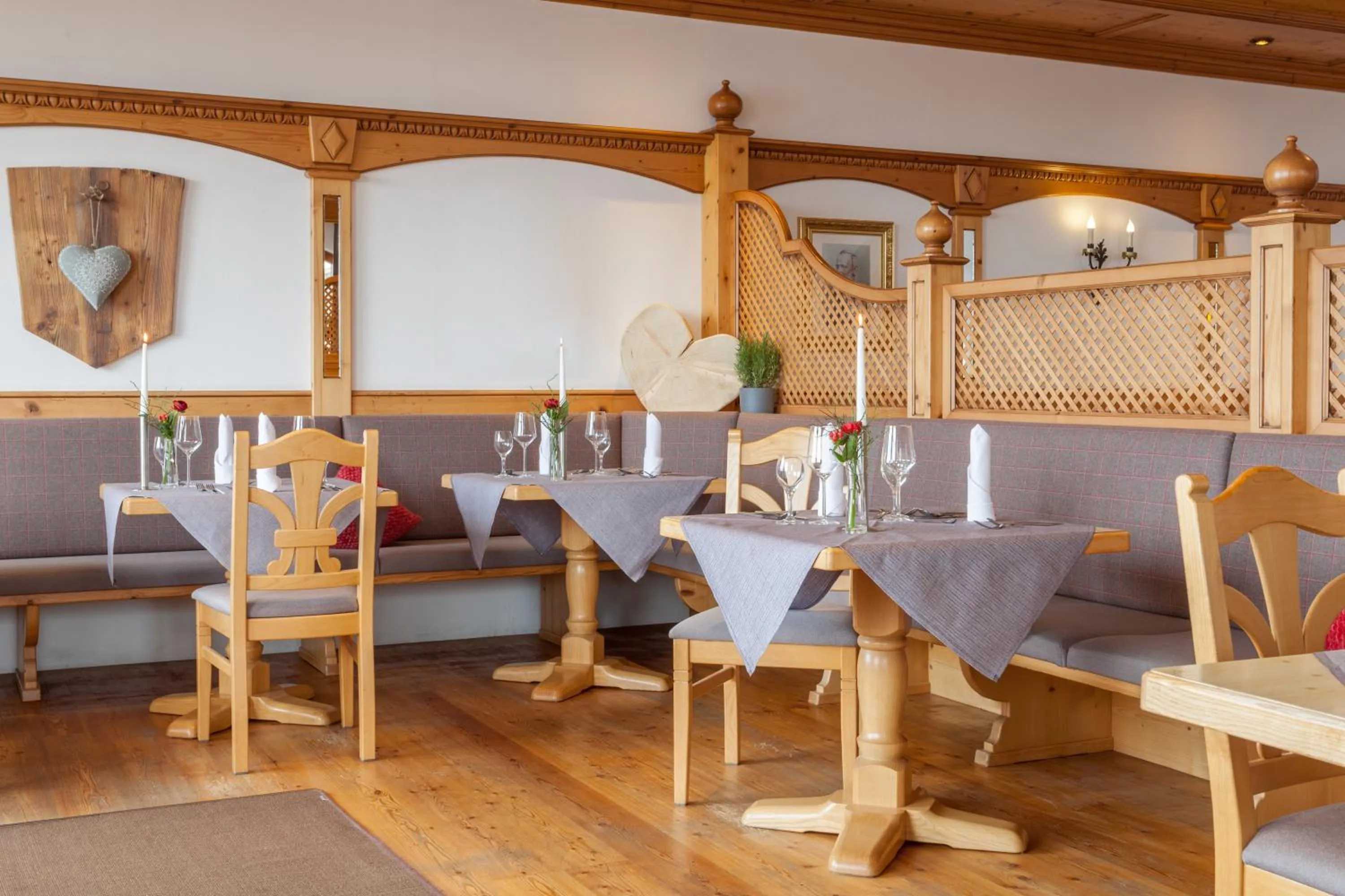 Restaurant/places to eat in Hartungs Hoteldorf