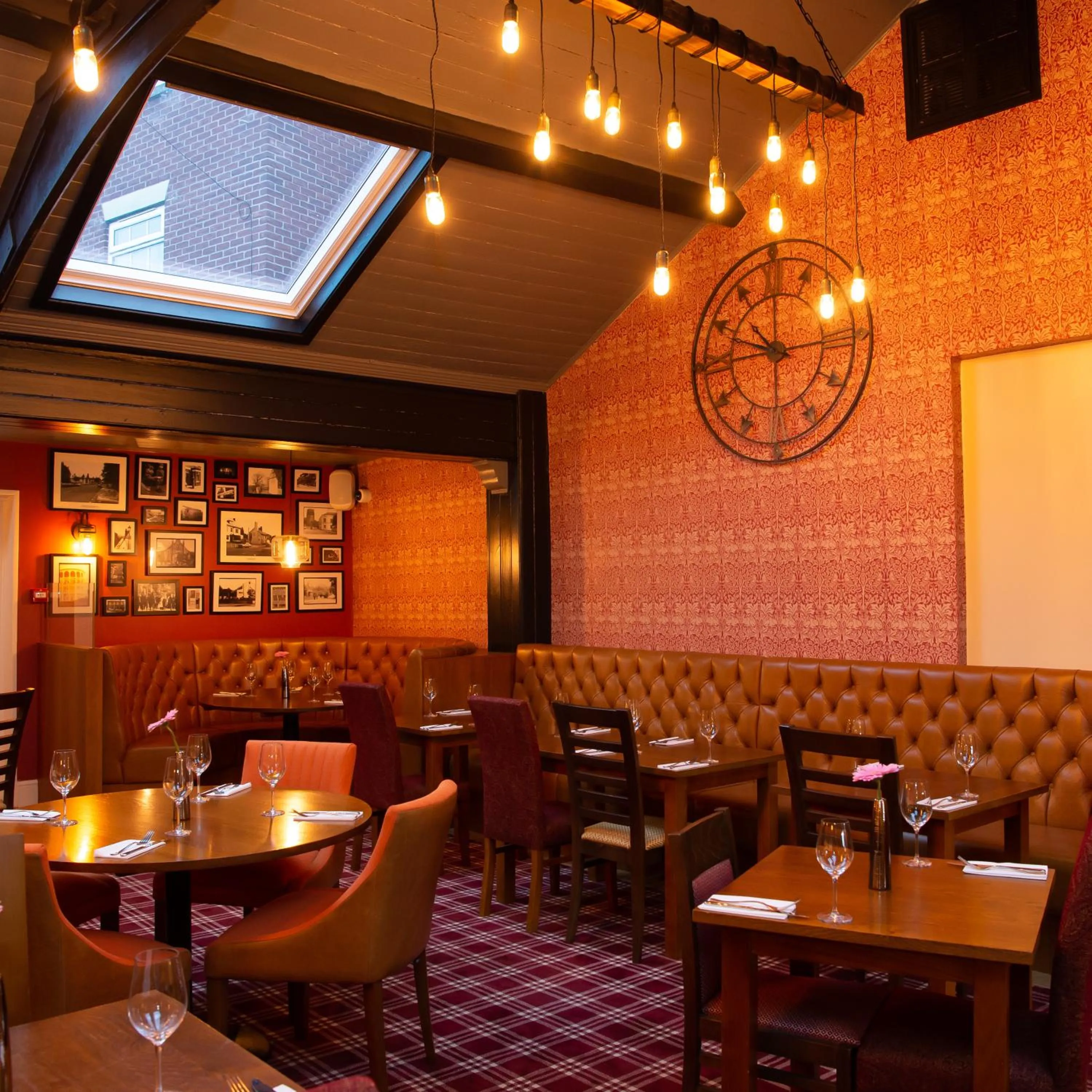 Restaurant/places to eat in The Kirkfield Hotel