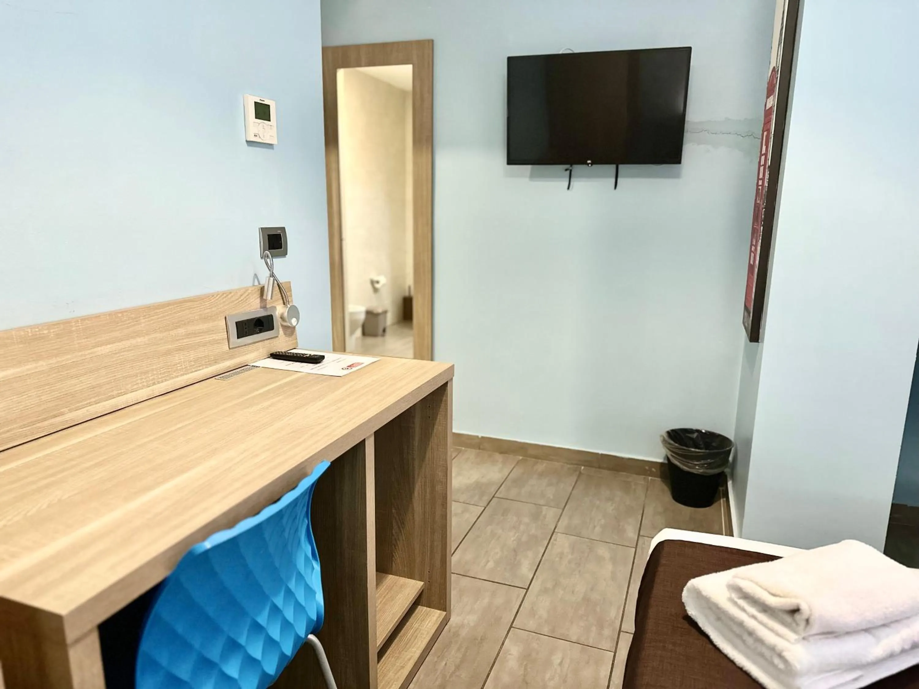 TV and multimedia in Hotel Giacosa