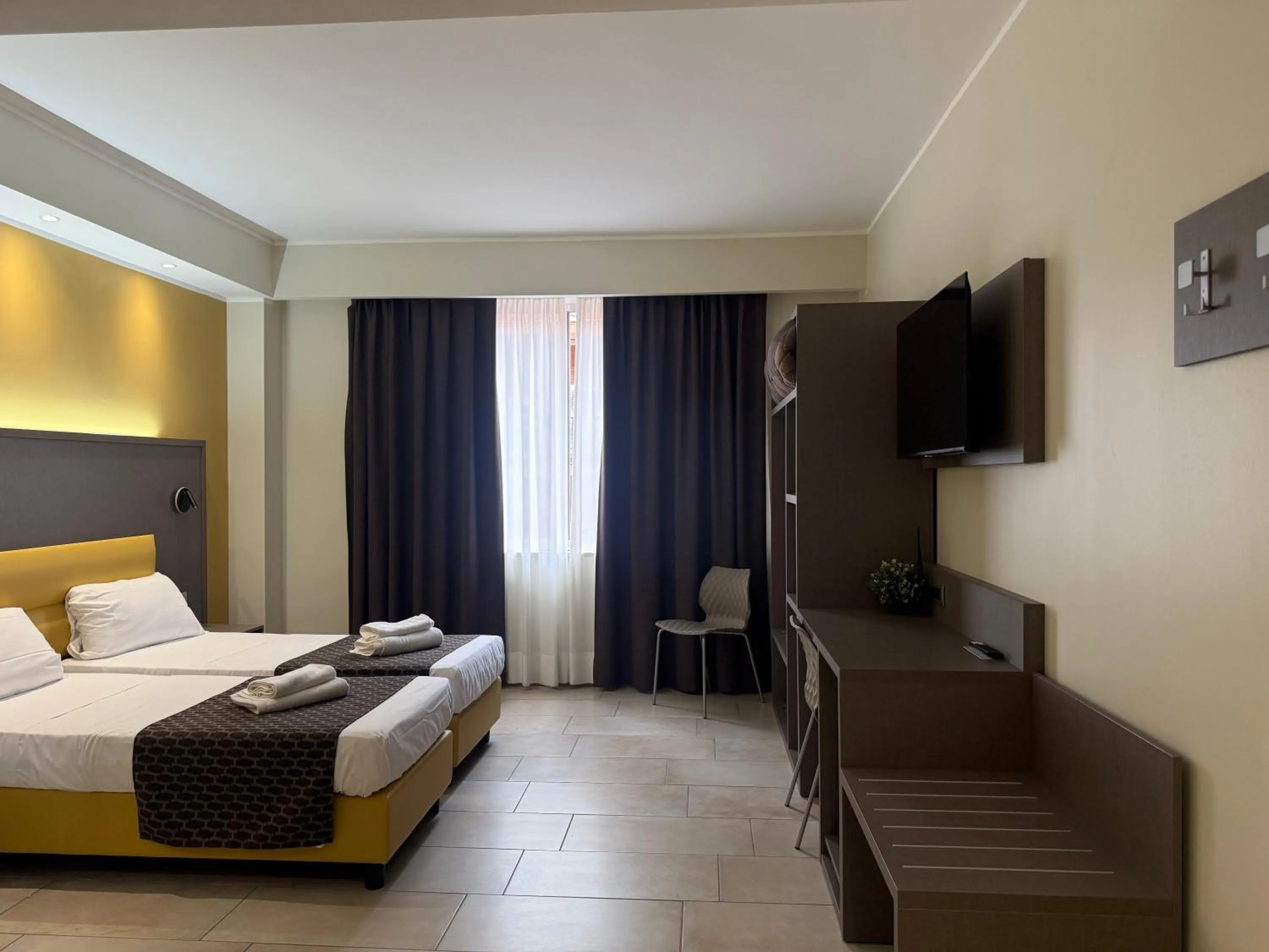 Bedroom, Bed in Hotel Giacosa